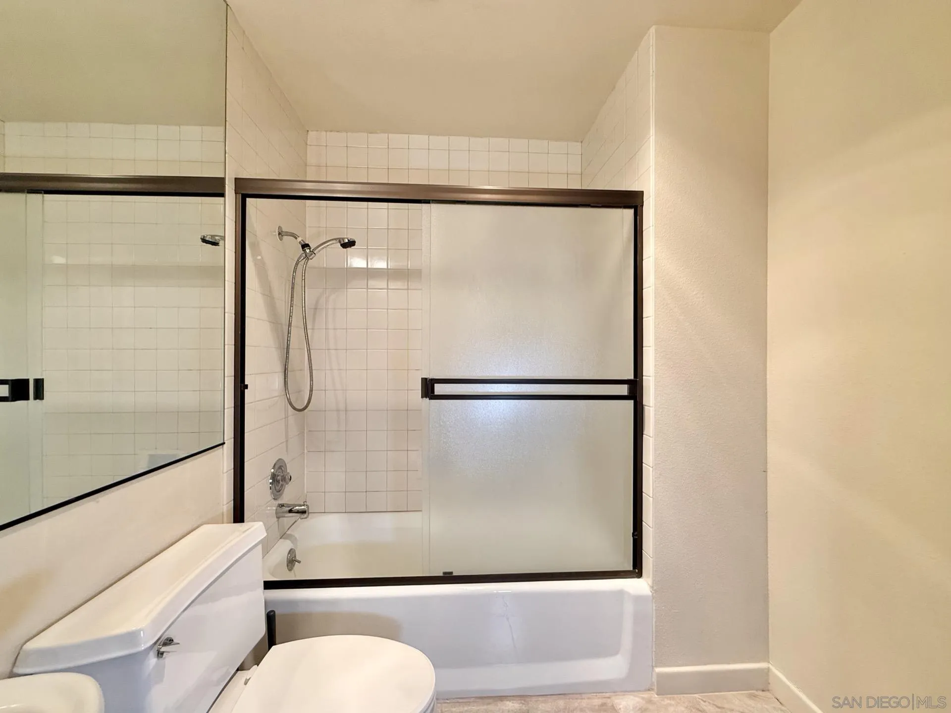 Photo #38: 260011665 Listing: Photo #38