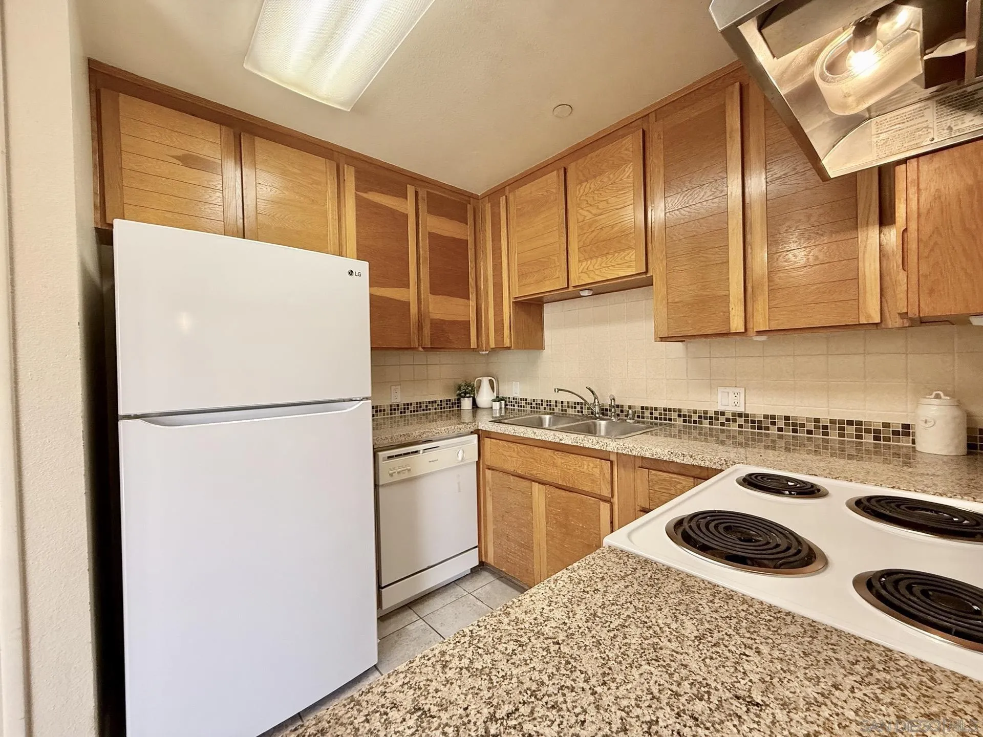 Photo #18: 260011665 Listing: Photo #18