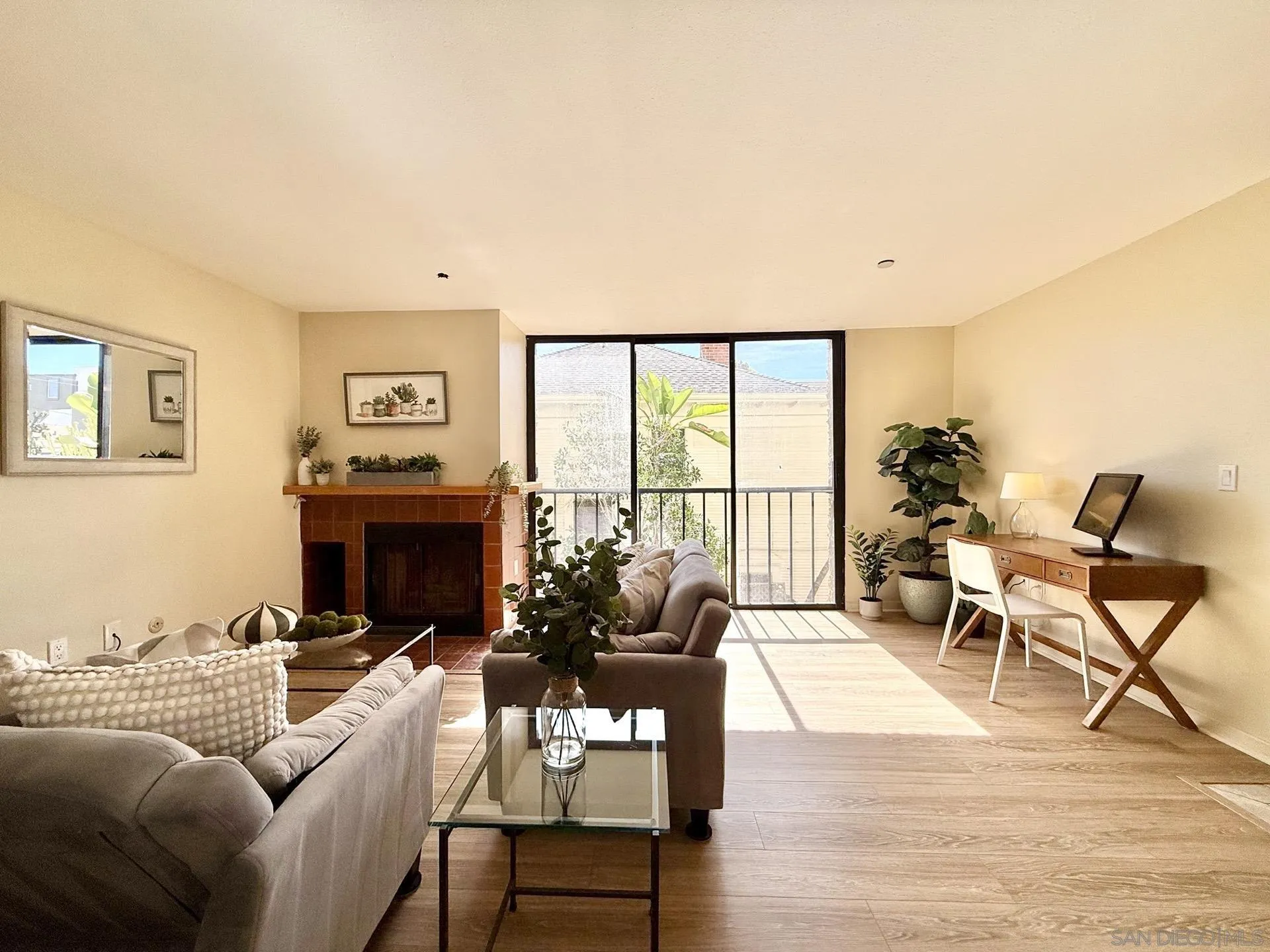 Photo #5: 260011665 Listing: Photo #5