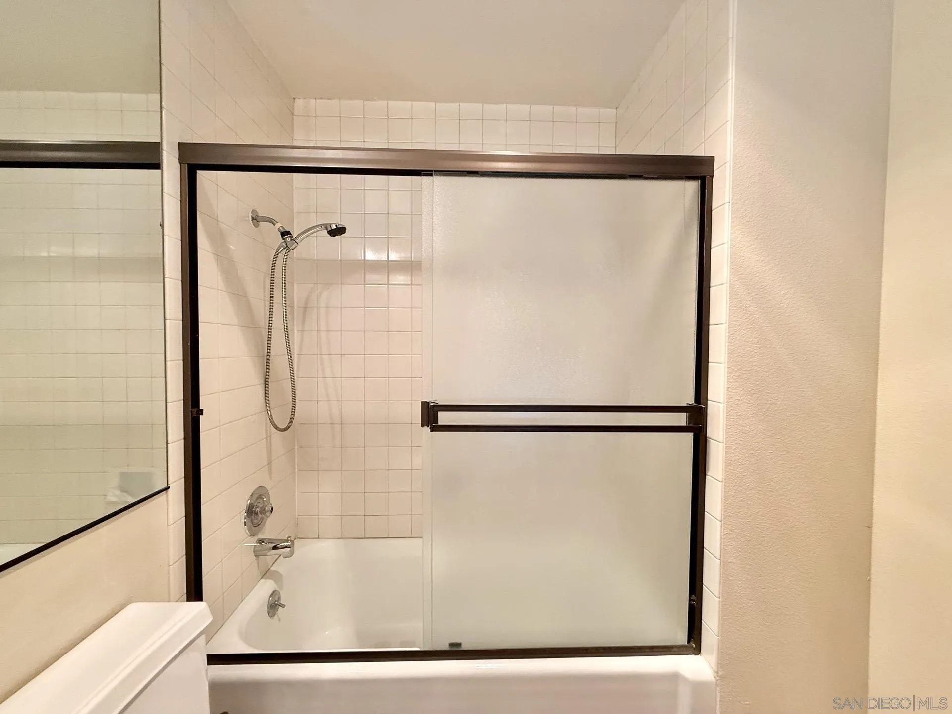 Photo #39: 260011665 Listing: Photo #39