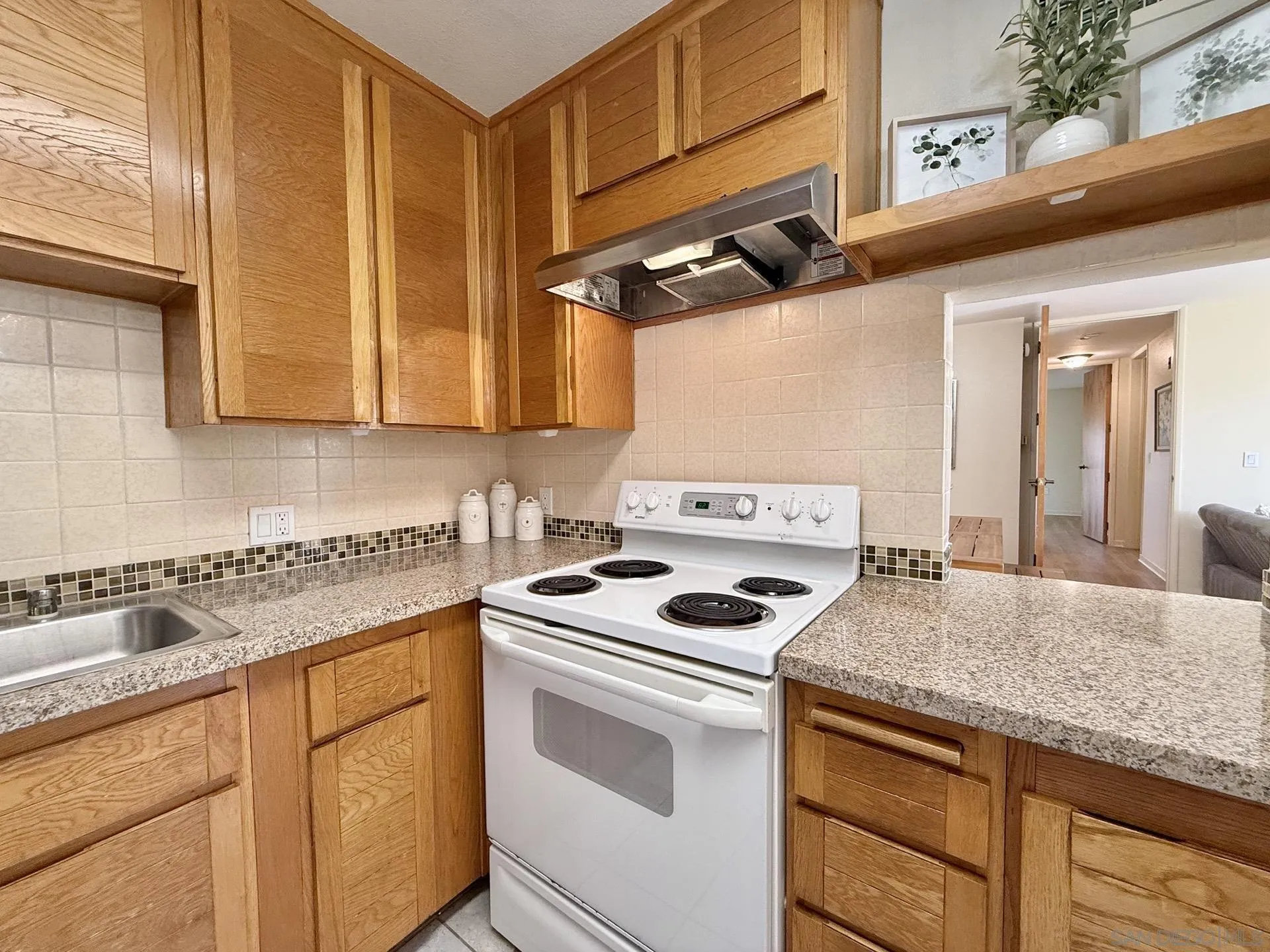 Photo #16: 260011665 Listing: Photo #16