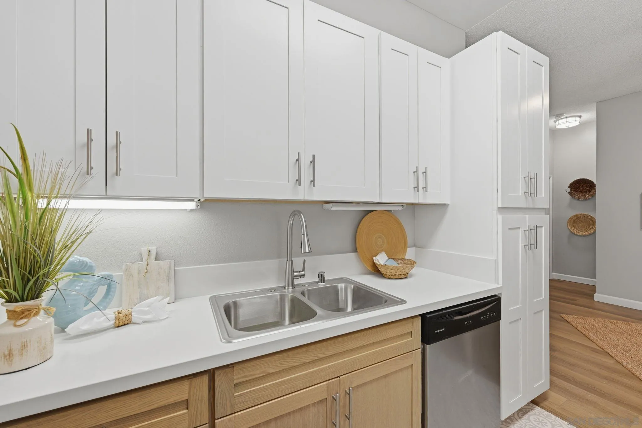 Photo #13: 260011666 Listing: Photo #13