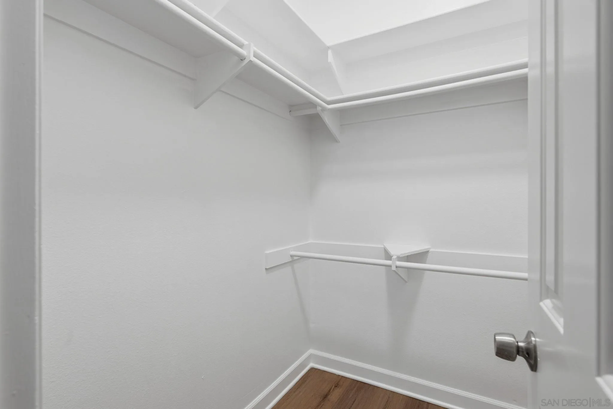 Photo #17: 260011666 Listing: Photo #17