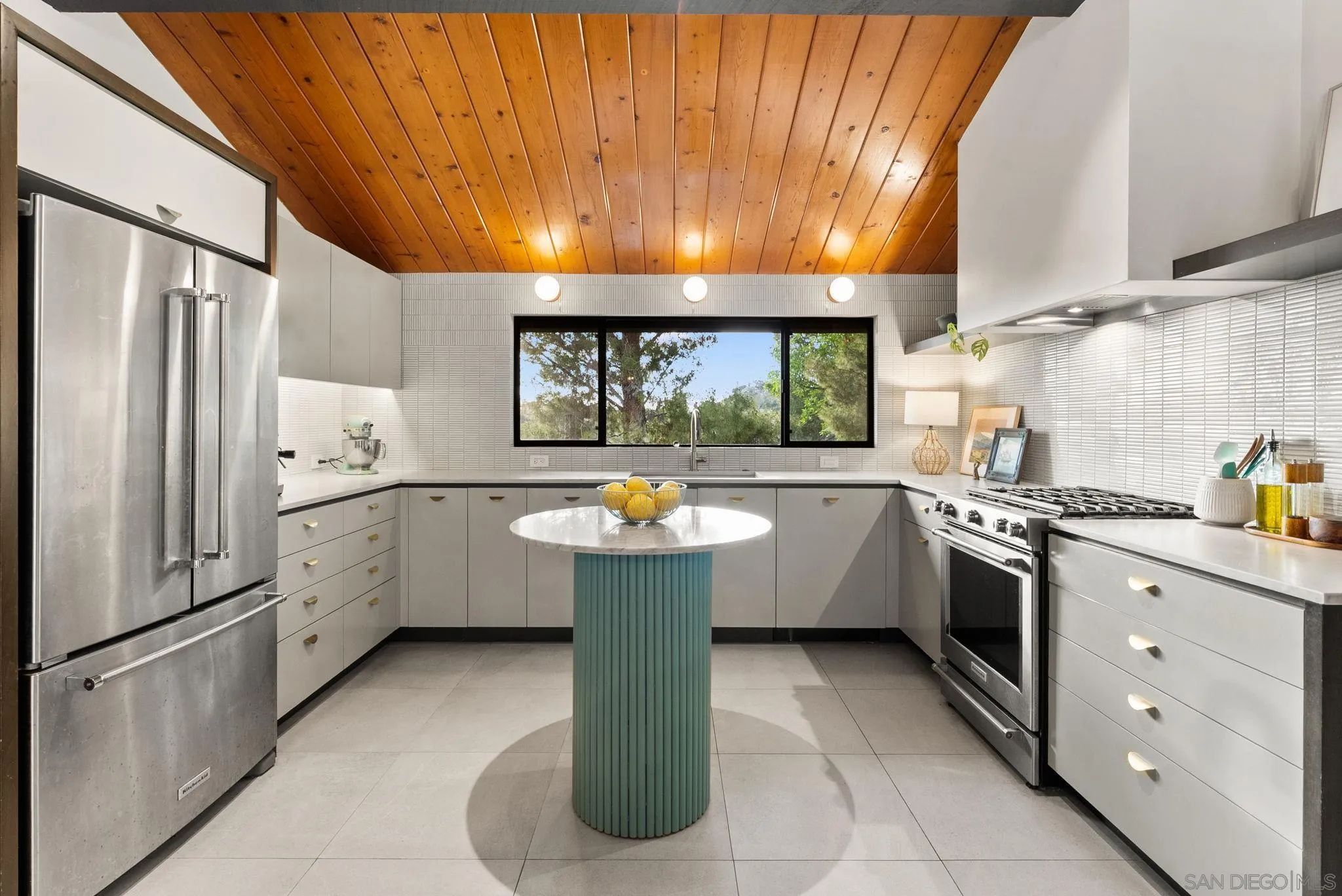 https://cdn.realtyfeed.com/cdn/127/260011667/01c21224a945373ed0fc0bc528f3f776.webp