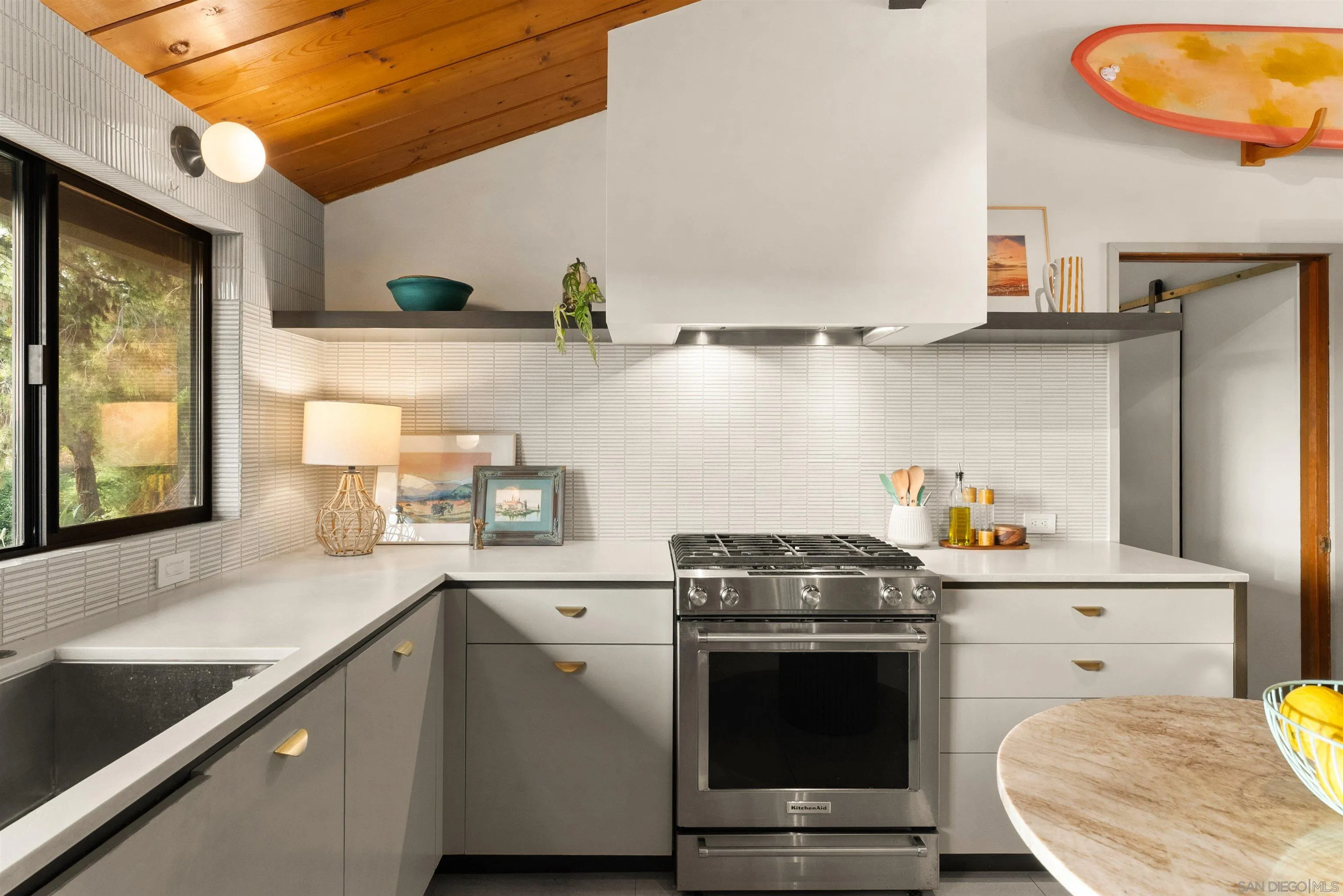 https://cdn.realtyfeed.com/cdn/127/260011667/380f26260e3d623e20b6171dcc6b2d14.webp