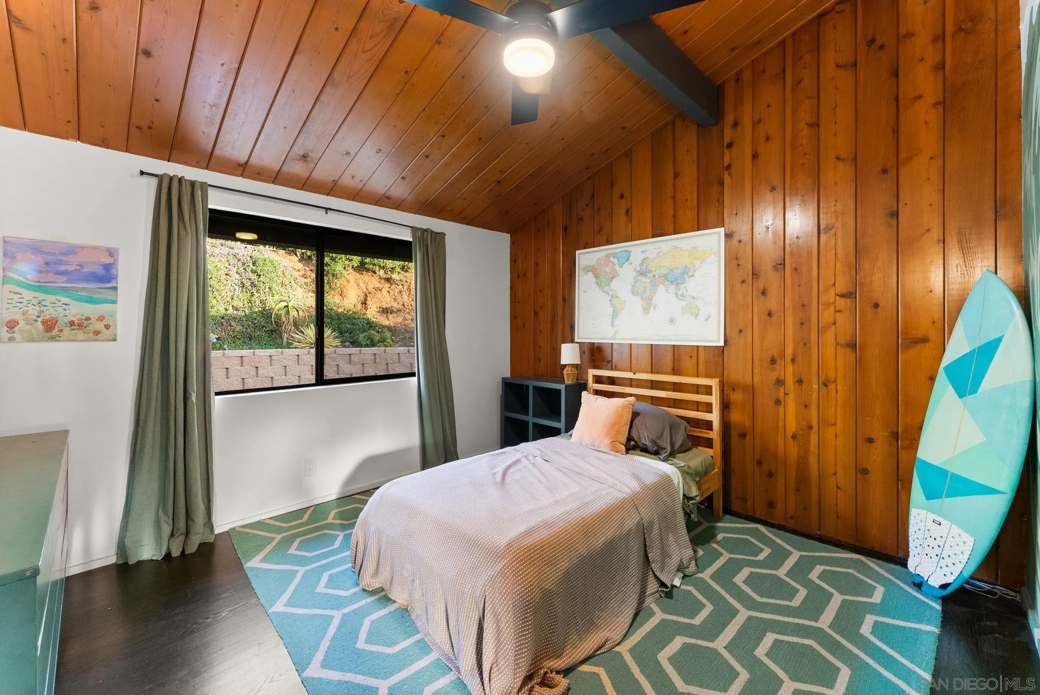 https://cdn.realtyfeed.com/cdn/127/260011667/4f8ff5dd954f45d20be50c47468e82a8.webp