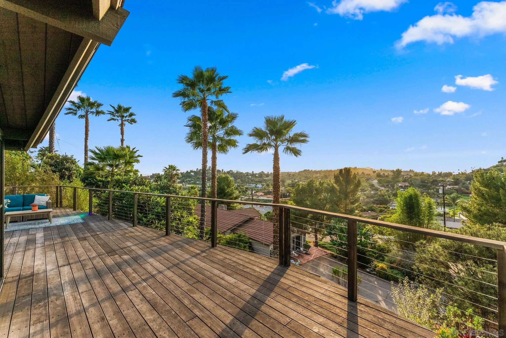 https://cdn.realtyfeed.com/cdn/127/260011667/54672b1bfae46f0c07020554acd80ca7.webp