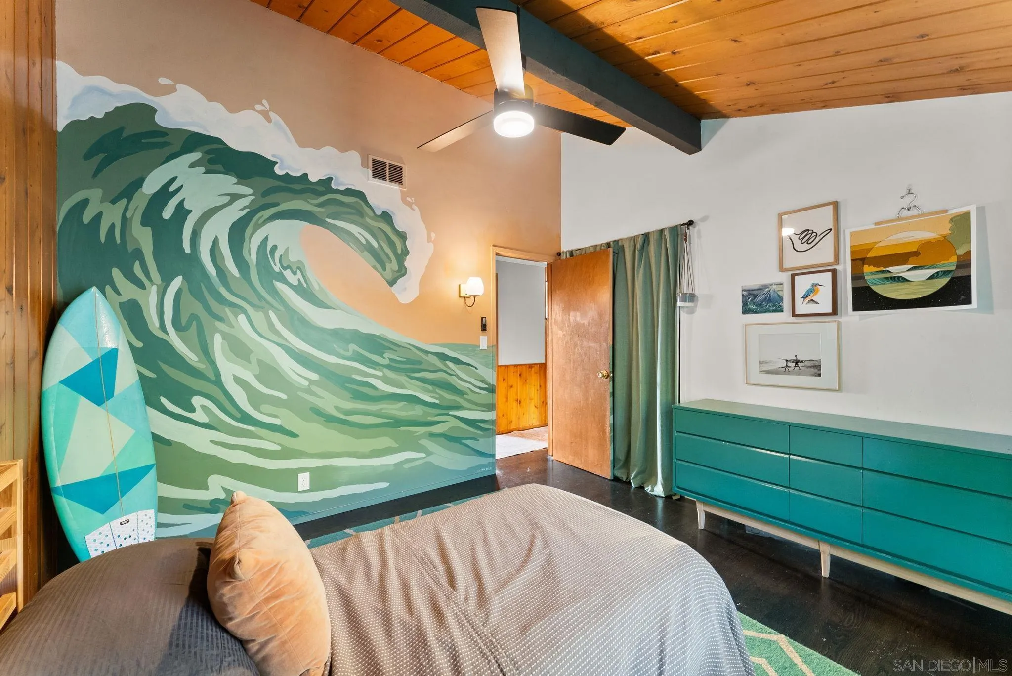 https://cdn.realtyfeed.com/cdn/127/260011667/69af00e7d050c0f7d9c597cc5216d618.webp
