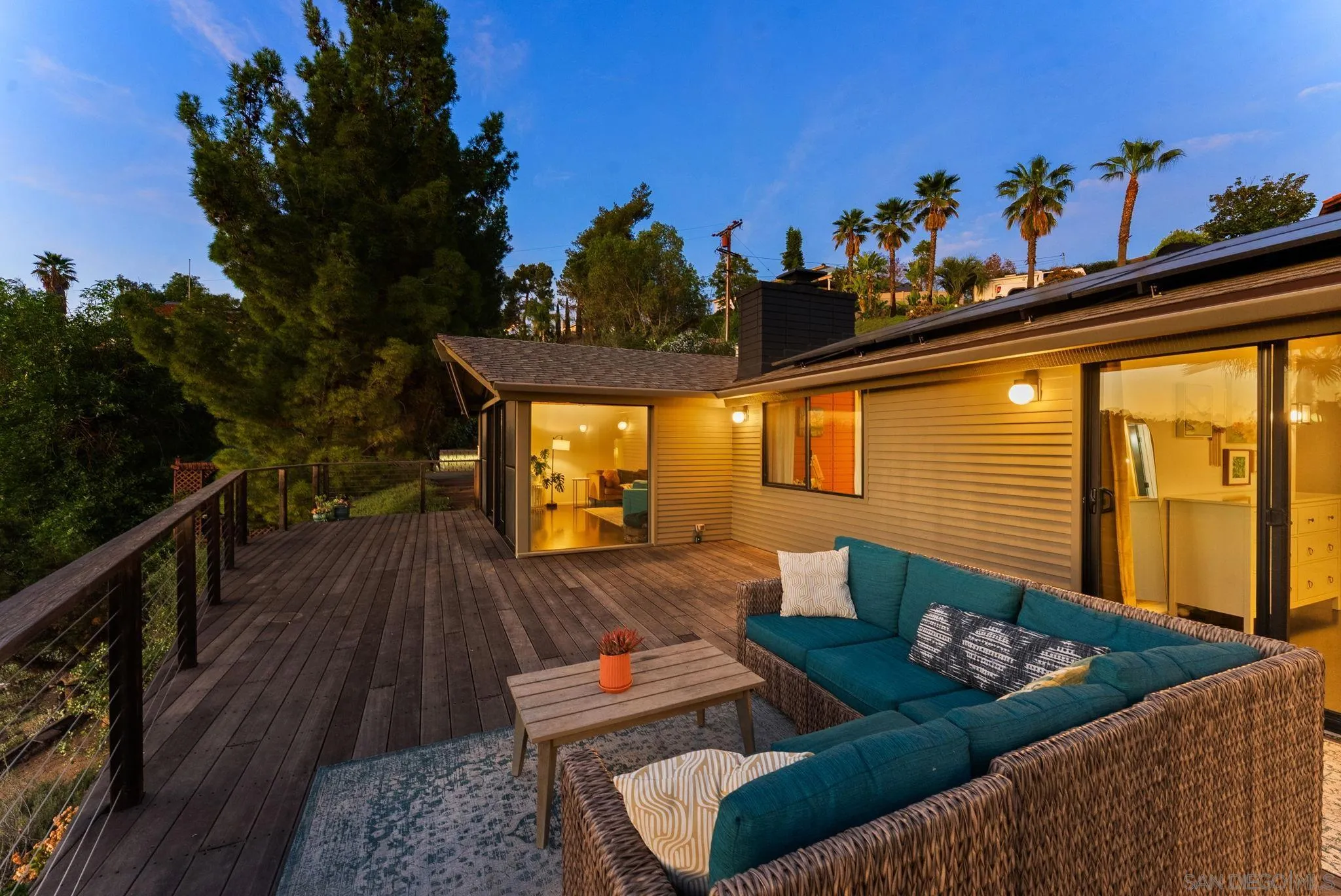 https://cdn.realtyfeed.com/cdn/127/260011667/c91abc1c2f5b5227c08dde4128b82cc5.webp