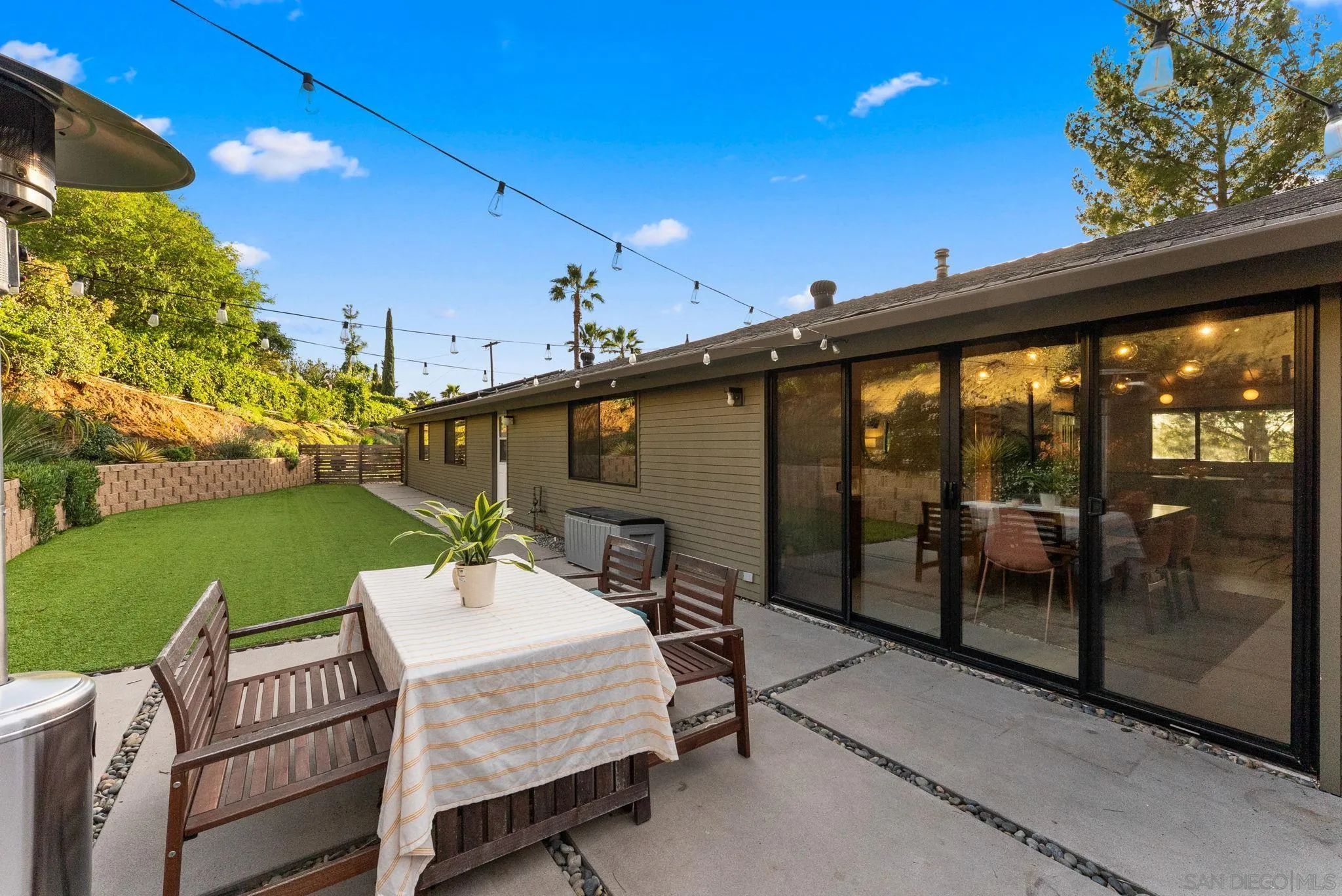 https://cdn.realtyfeed.com/cdn/127/260011667/d8443ca9d216f702fecf33d873858b92.webp