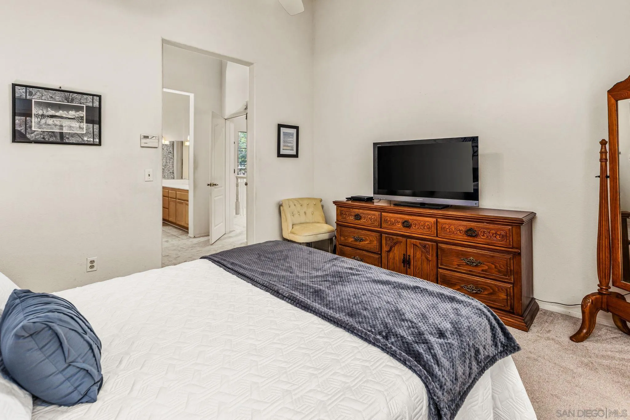 Photo #14: 260011668 Listing: Photo #14