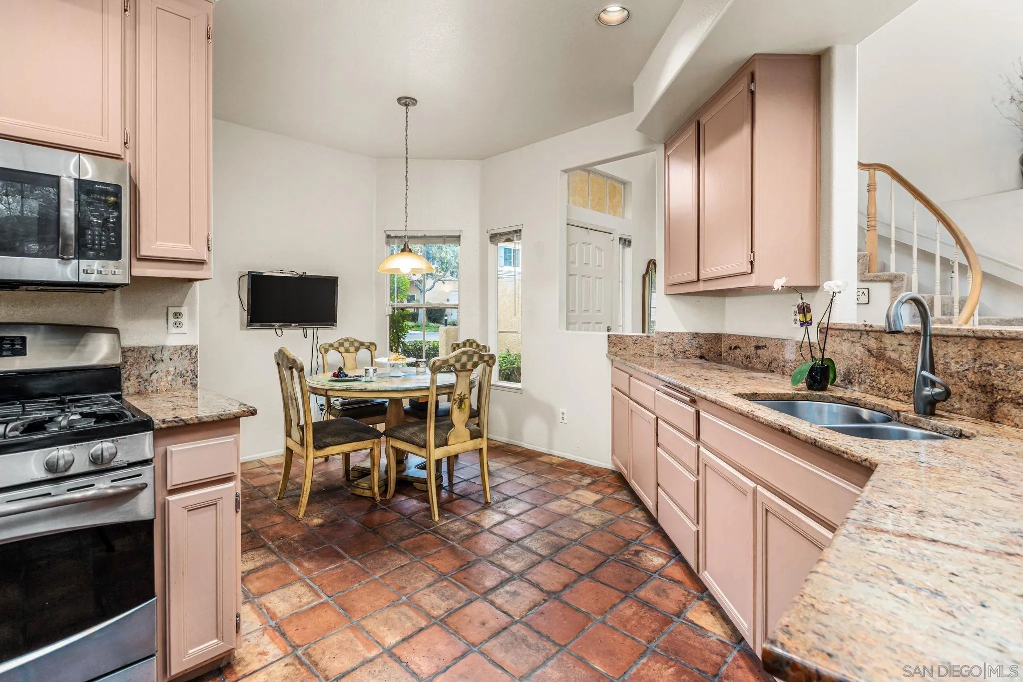 Photo #11: 260011668 Listing: Photo #11