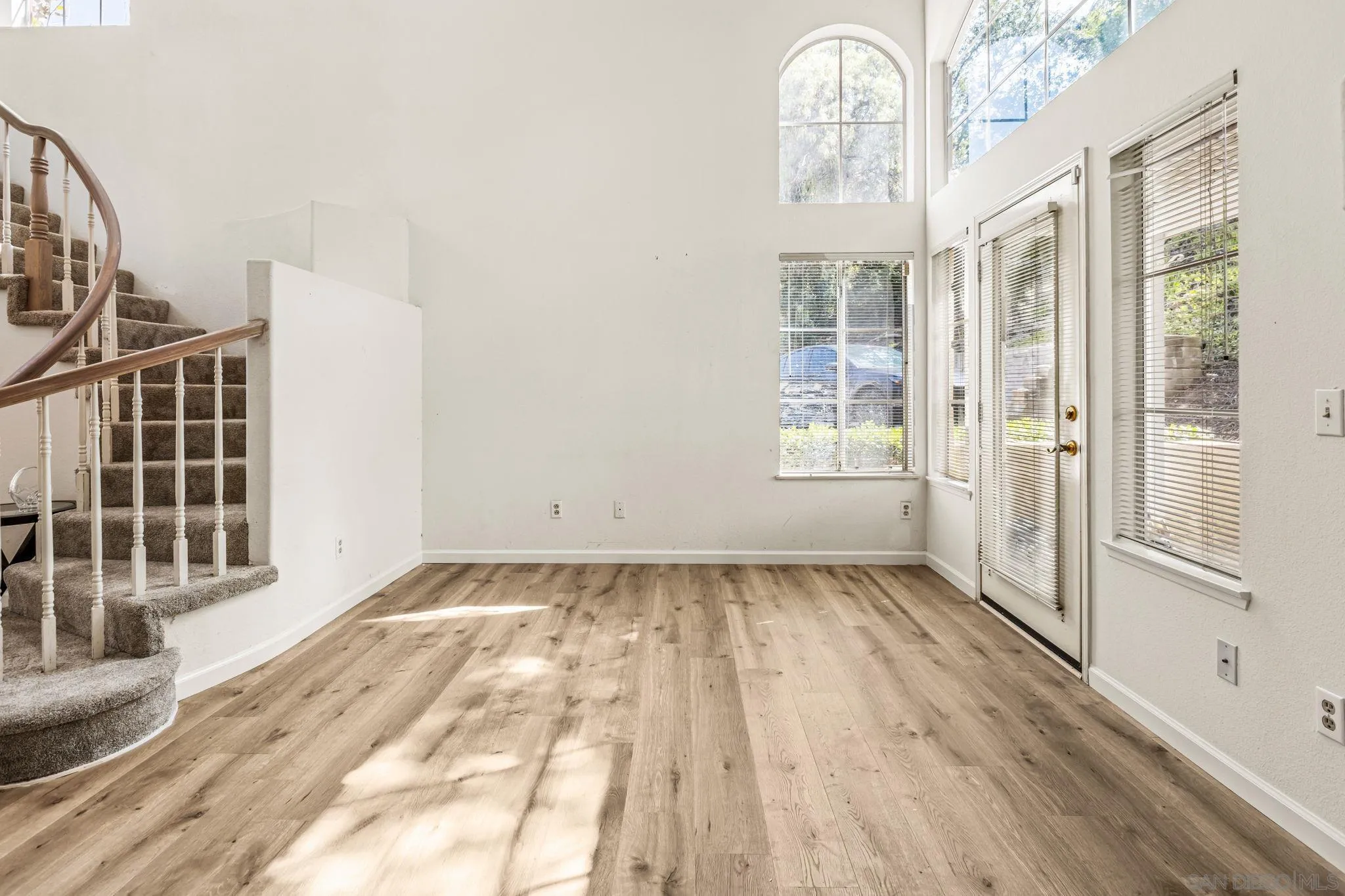 Photo #11: 260011668 Listing: Photo #11