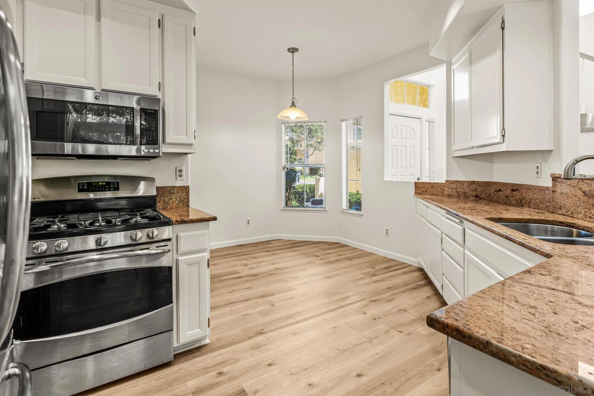 Photo #7: 260011668 Listing: Photo #7