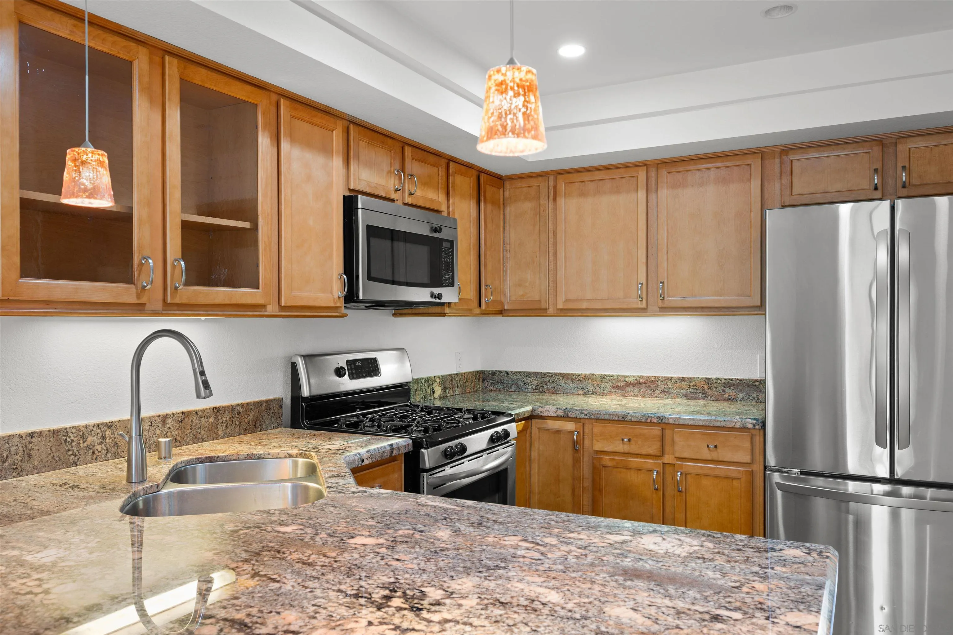 https://cdn.realtyfeed.com/cdn/127/260011669/6543ae6294f647db5e068171d679ff57.webp