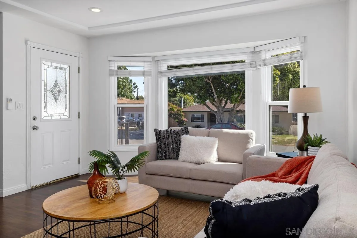 https://cdn.realtyfeed.com/cdn/127/260011673/72560ed8c0ff9628989d4c2ded25640b.webp