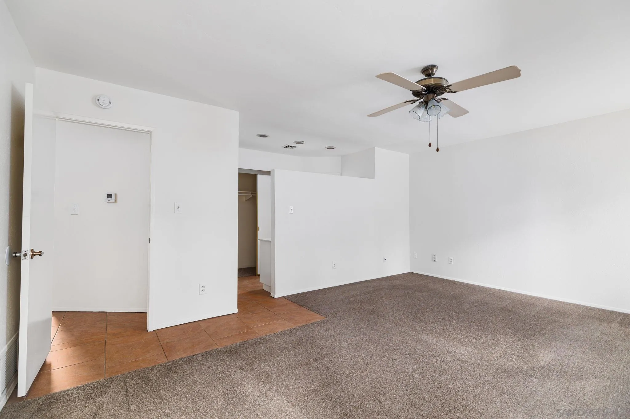 https://cdn.realtyfeed.com/cdn/127/260011677/5e0ed339fecd64f75398fb4af6022948.webp