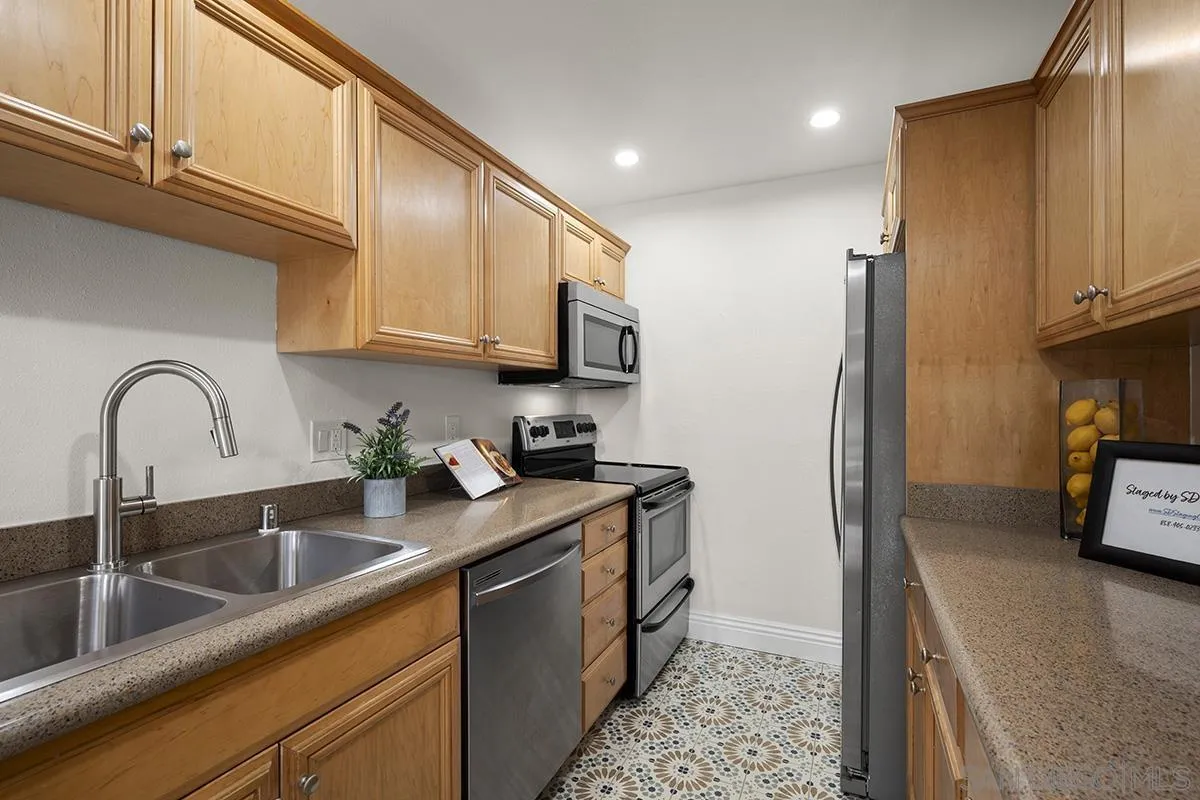 Photo #10: 260011679 Listing: Photo #10