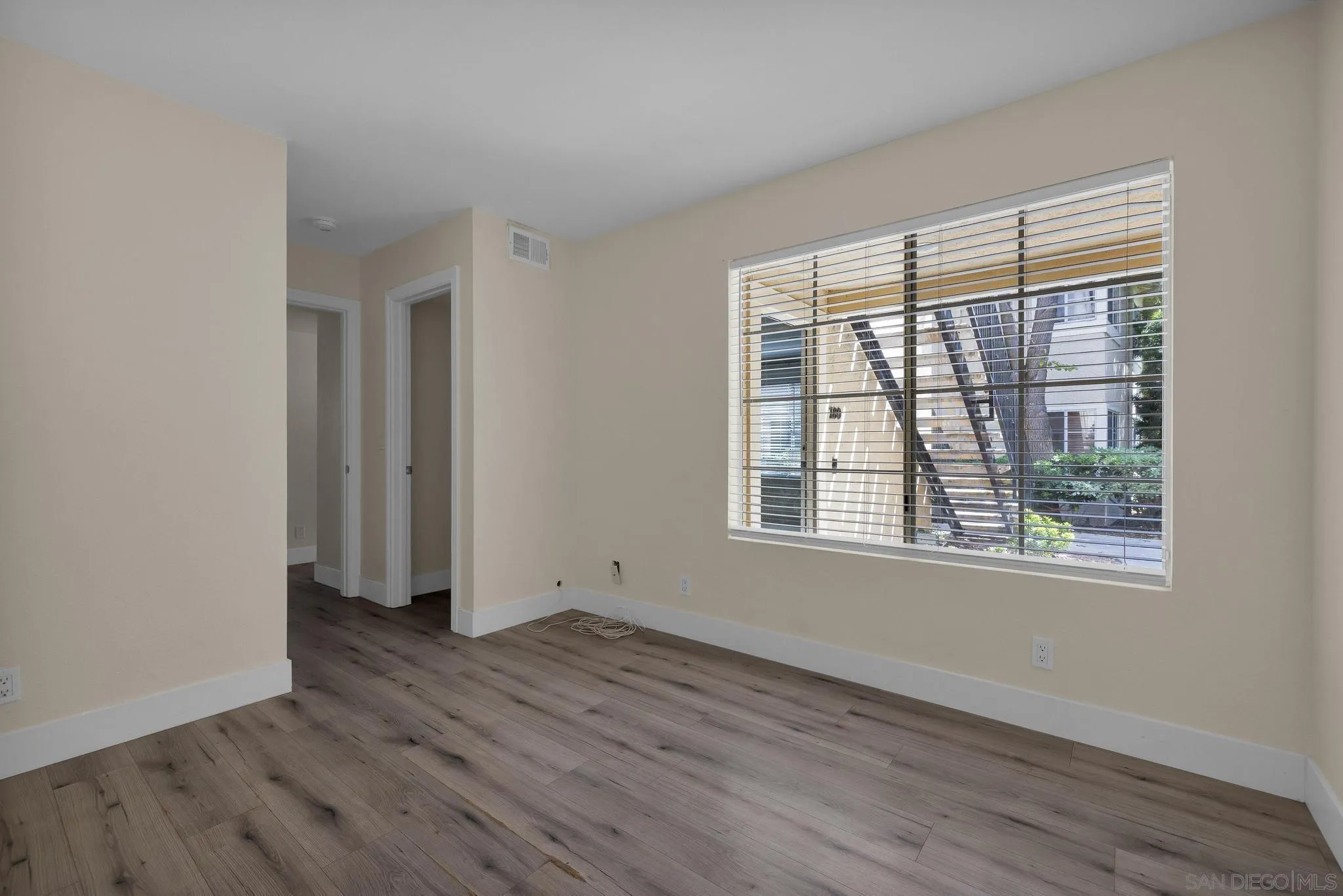 https://cdn.realtyfeed.com/cdn/127/260011681/514cda8a7b9b3fcba608d675bbdce058.webp