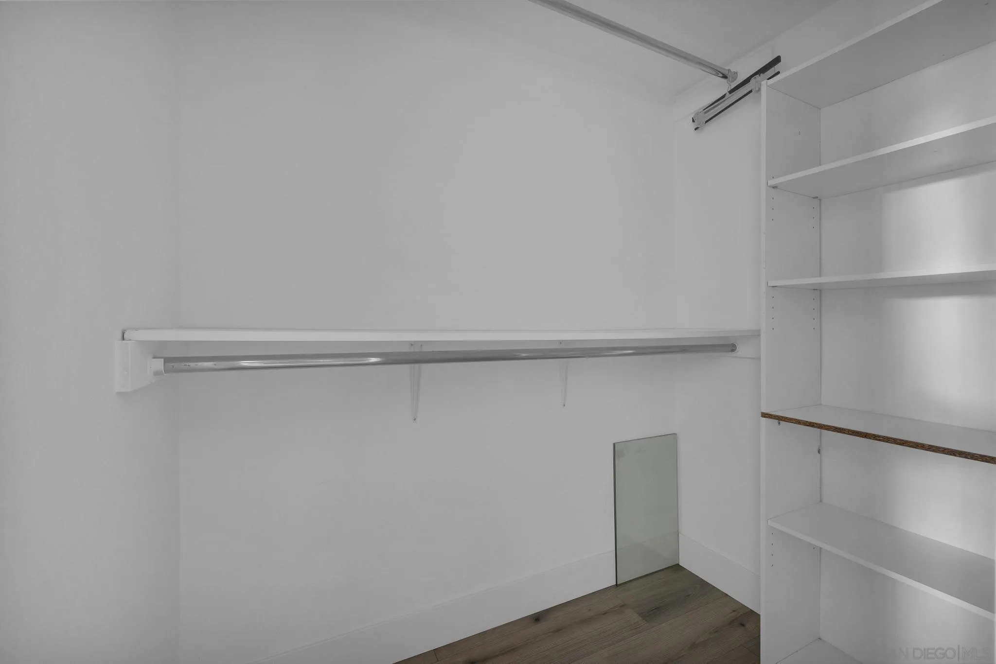 https://cdn.realtyfeed.com/cdn/127/260011681/9385fbaa8353c5e992a376eb9ecc4309.webp
