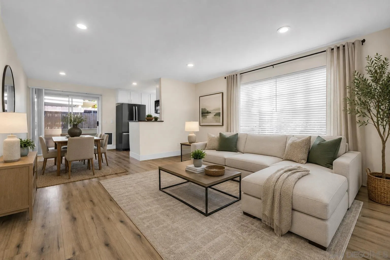 https://cdn.realtyfeed.com/cdn/127/260011681/b201cbf9566b23b7bff362e098f57e6f.webp