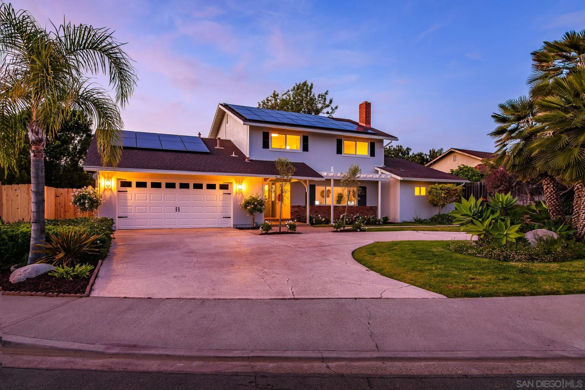 https://cdn.realtyfeed.com/cdn/127/260011684/4681dc97fb5eae265345cb22fd4dc4d7.webp