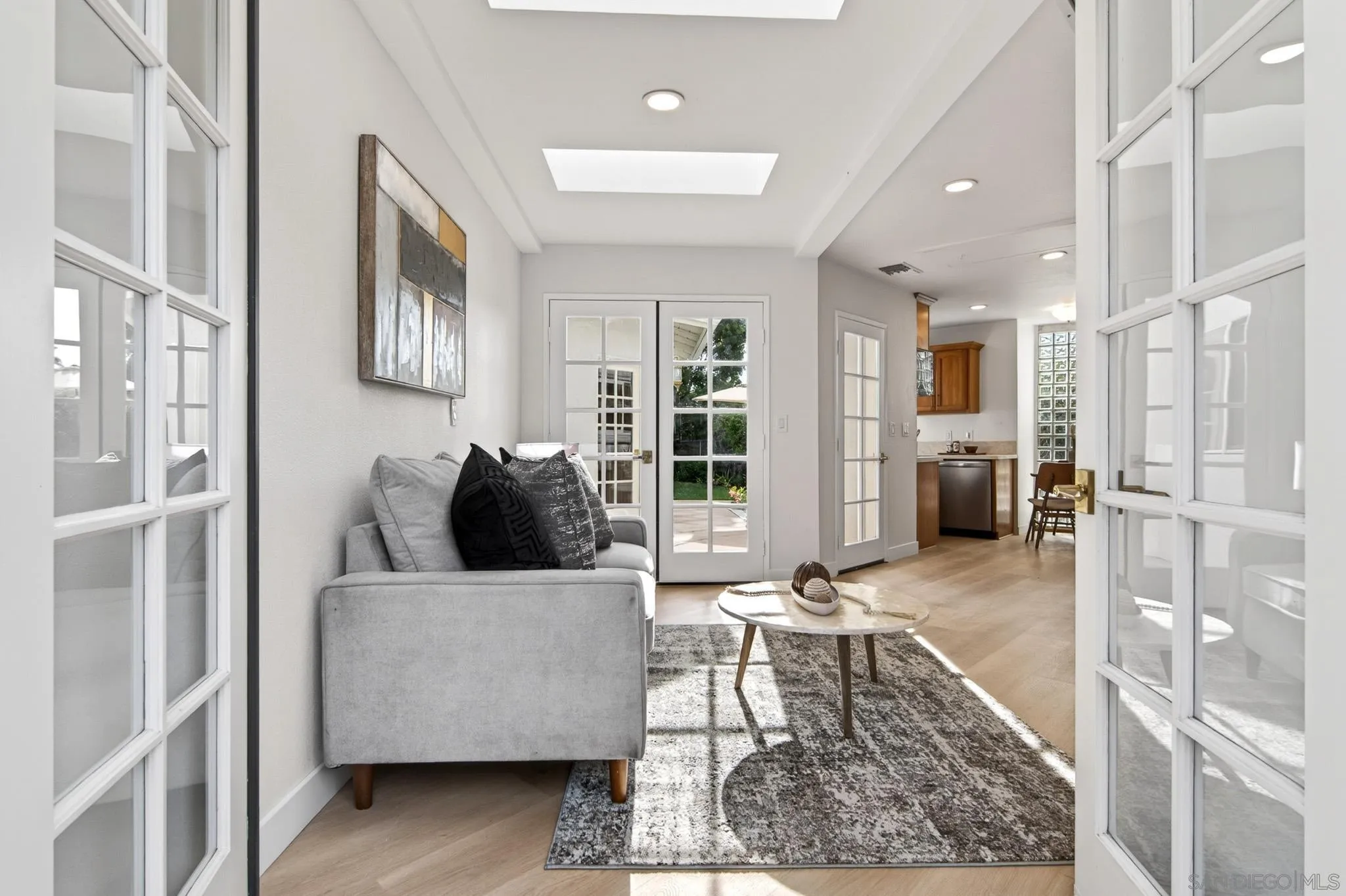 https://cdn.realtyfeed.com/cdn/127/260011684/a9b3aded9374e269cb90916ca75c2341.webp