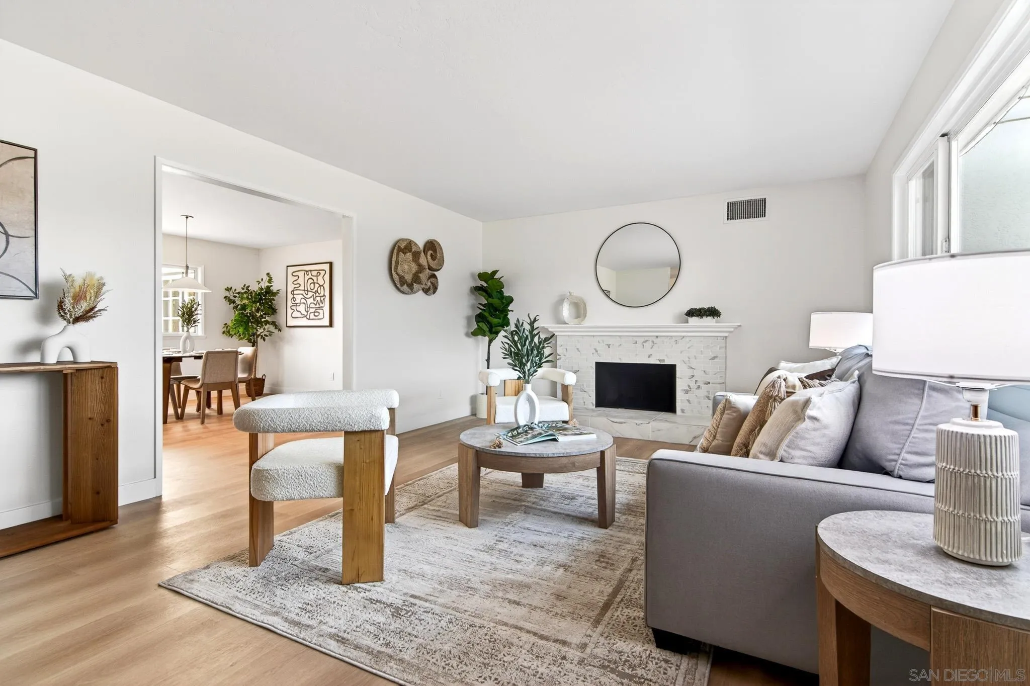 https://cdn.realtyfeed.com/cdn/127/260011684/c340214de64c7c1988f4f6f4512a5a15.webp