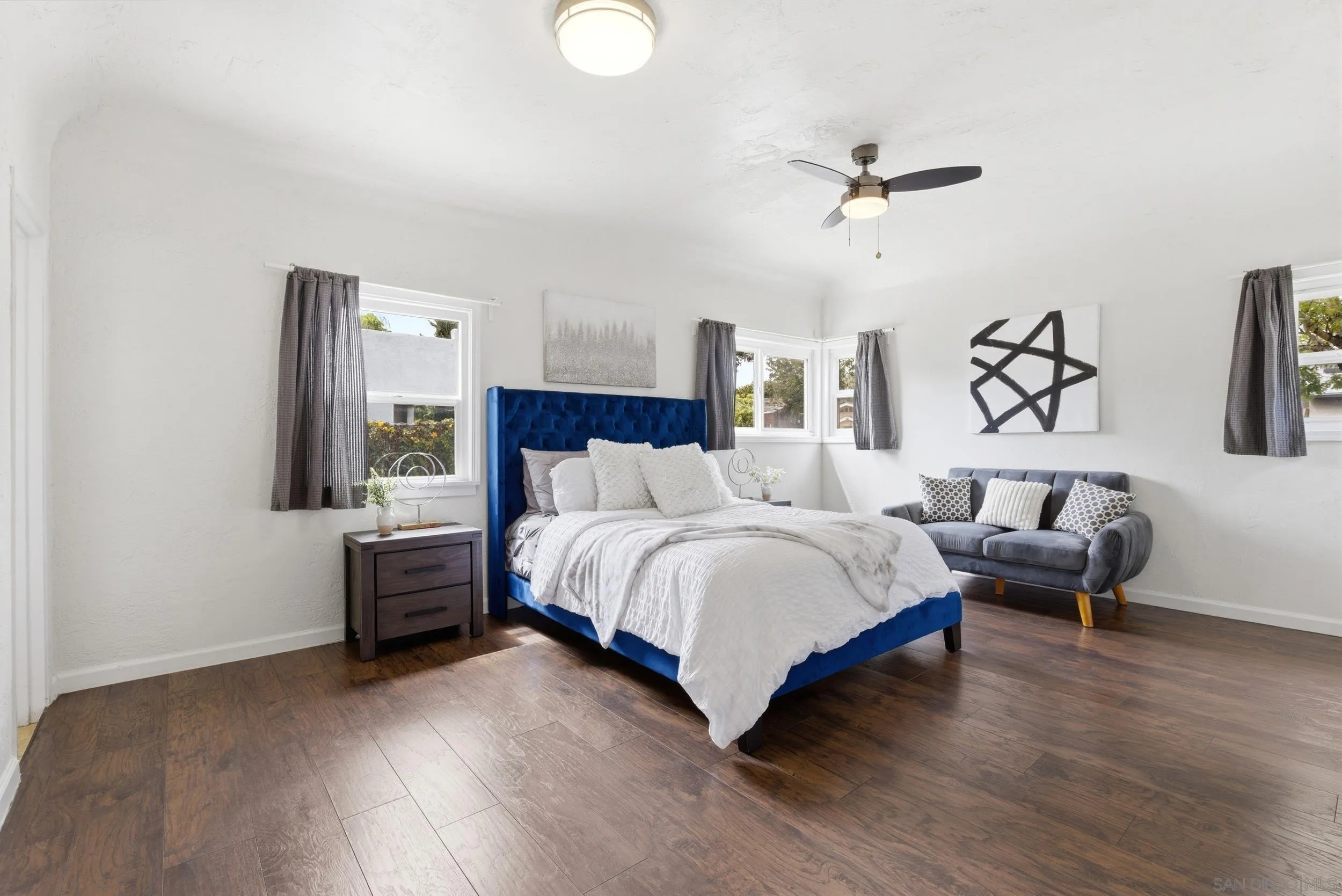 https://cdn.realtyfeed.com/cdn/127/260011686/88a2fc83d53eff0920d2e5c6c485a546.webp