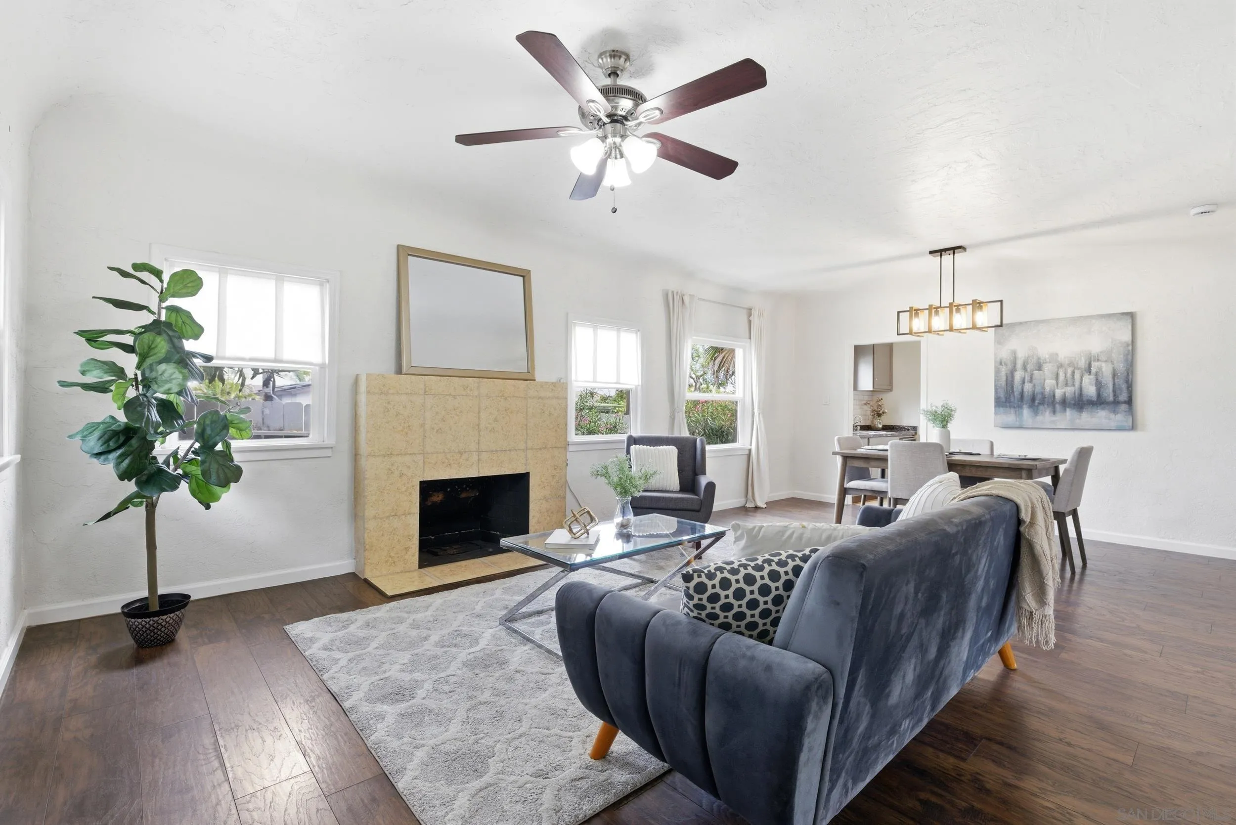 https://cdn.realtyfeed.com/cdn/127/260011686/90a5aca7ea1f26a5d0f3f869c205a815.webp