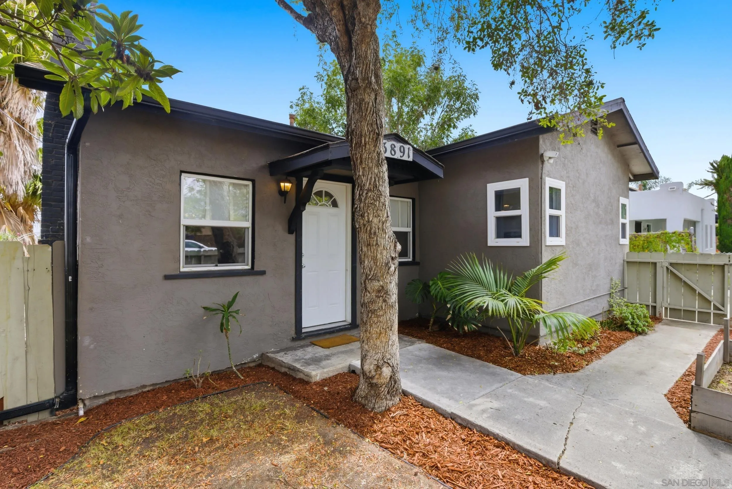 https://cdn.realtyfeed.com/cdn/127/260011686/cd74ea5b82f5491a901735231241fba5.webp