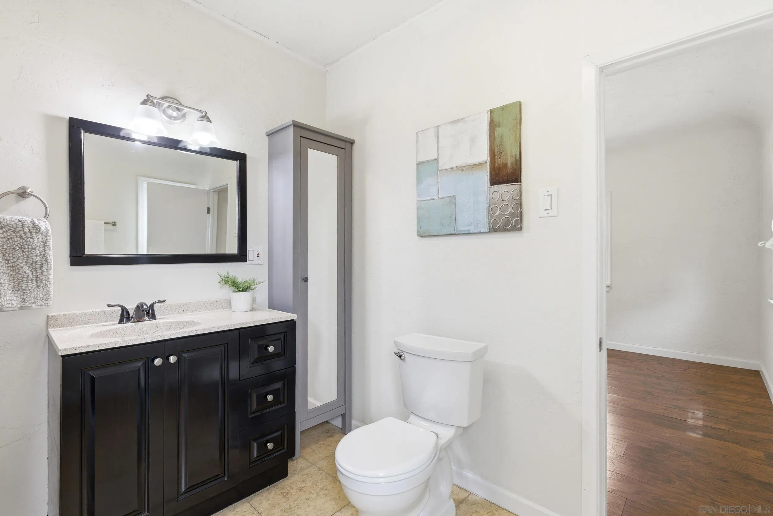 https://cdn.realtyfeed.com/cdn/127/260011686/d8e2d7168a7f93edb5fb6e4e90e78797.webp