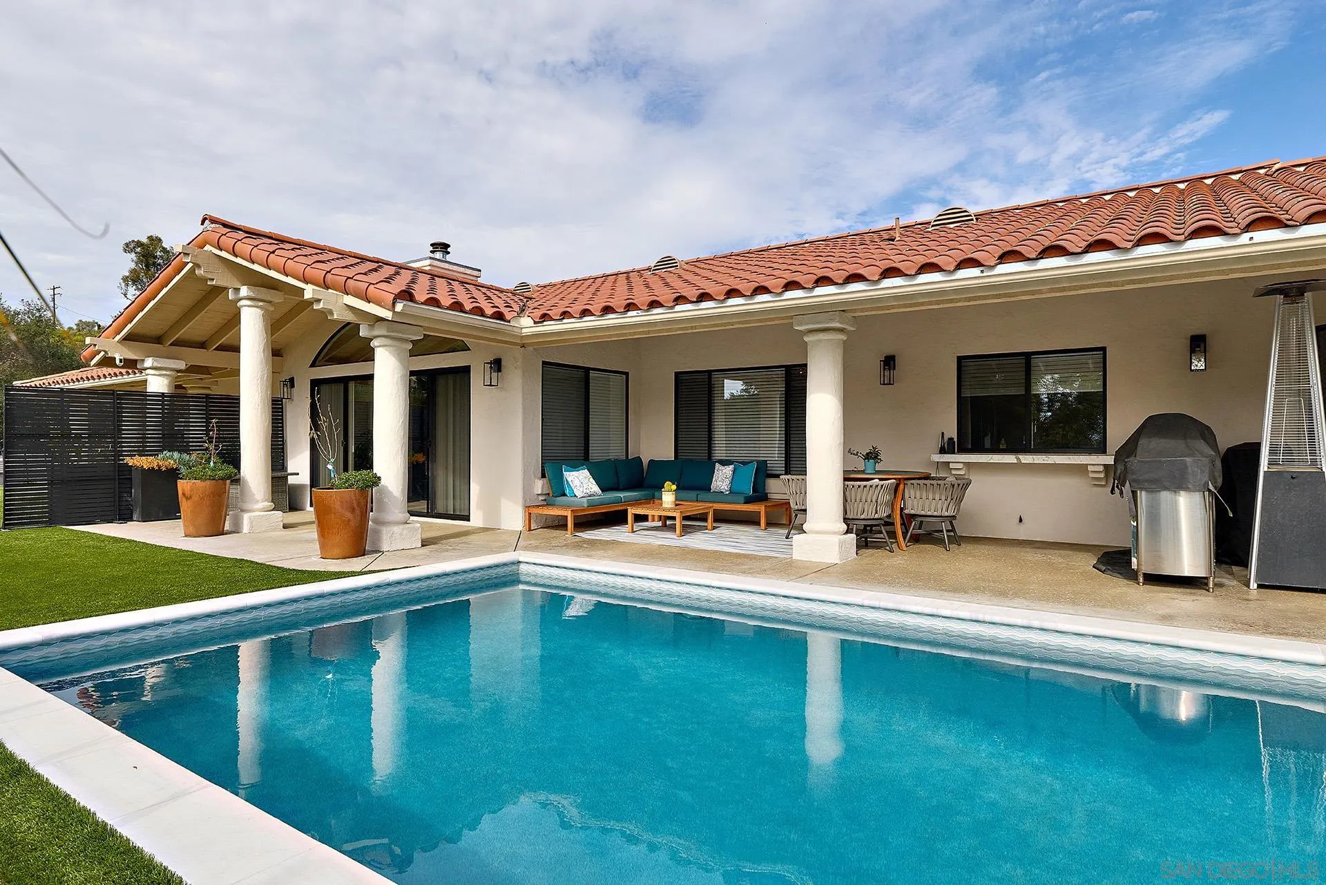 https://cdn.realtyfeed.com/cdn/127/260011688/a7a018899780b4ea1d9af7145d002c7c.webp