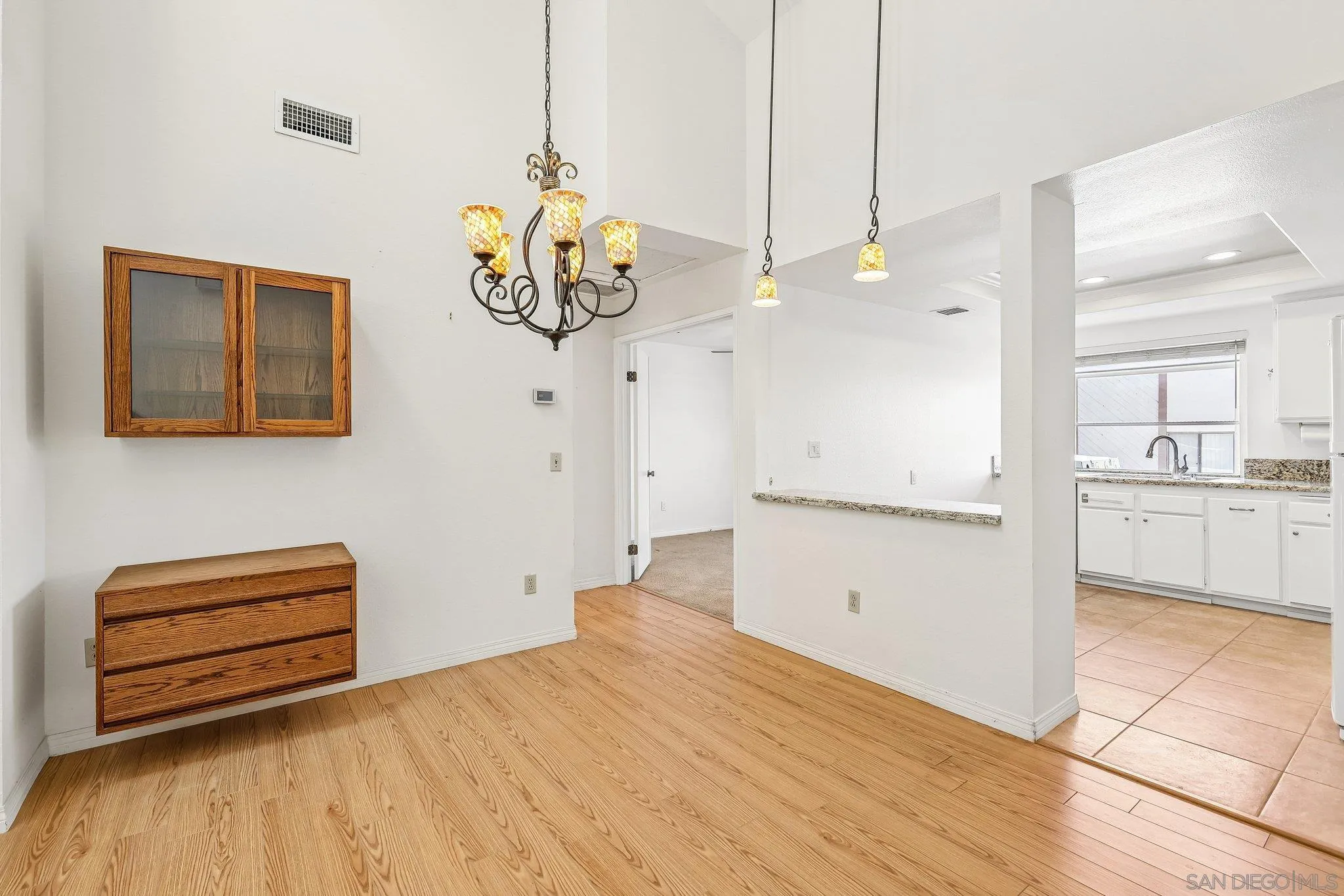 https://cdn.realtyfeed.com/cdn/127/260011689/02bb9bcb1914a59d196b5aebb1156f36.webp