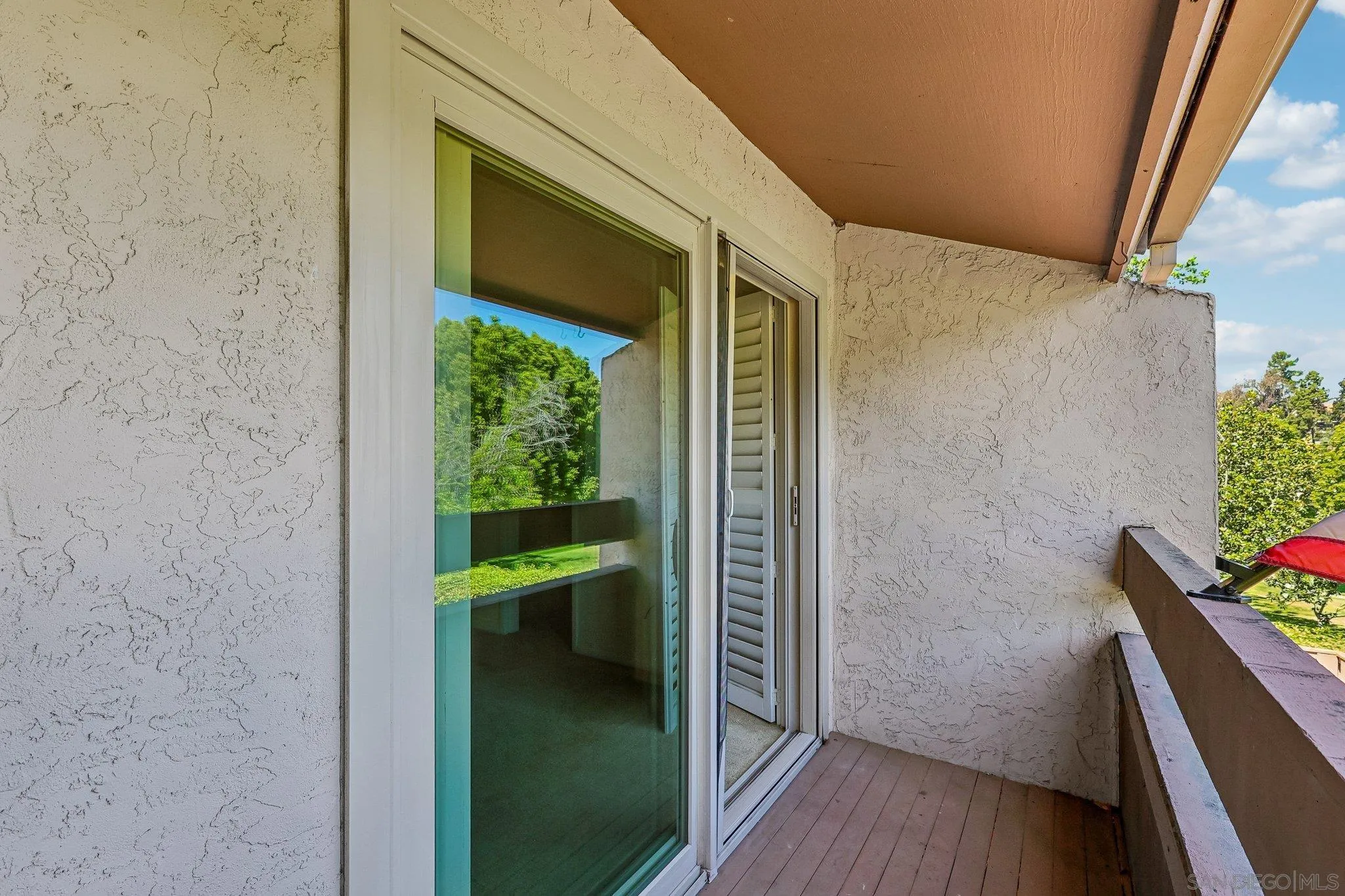 https://cdn.realtyfeed.com/cdn/127/260011689/0baf0f837a07025174ad4bedfbb5c96a.webp