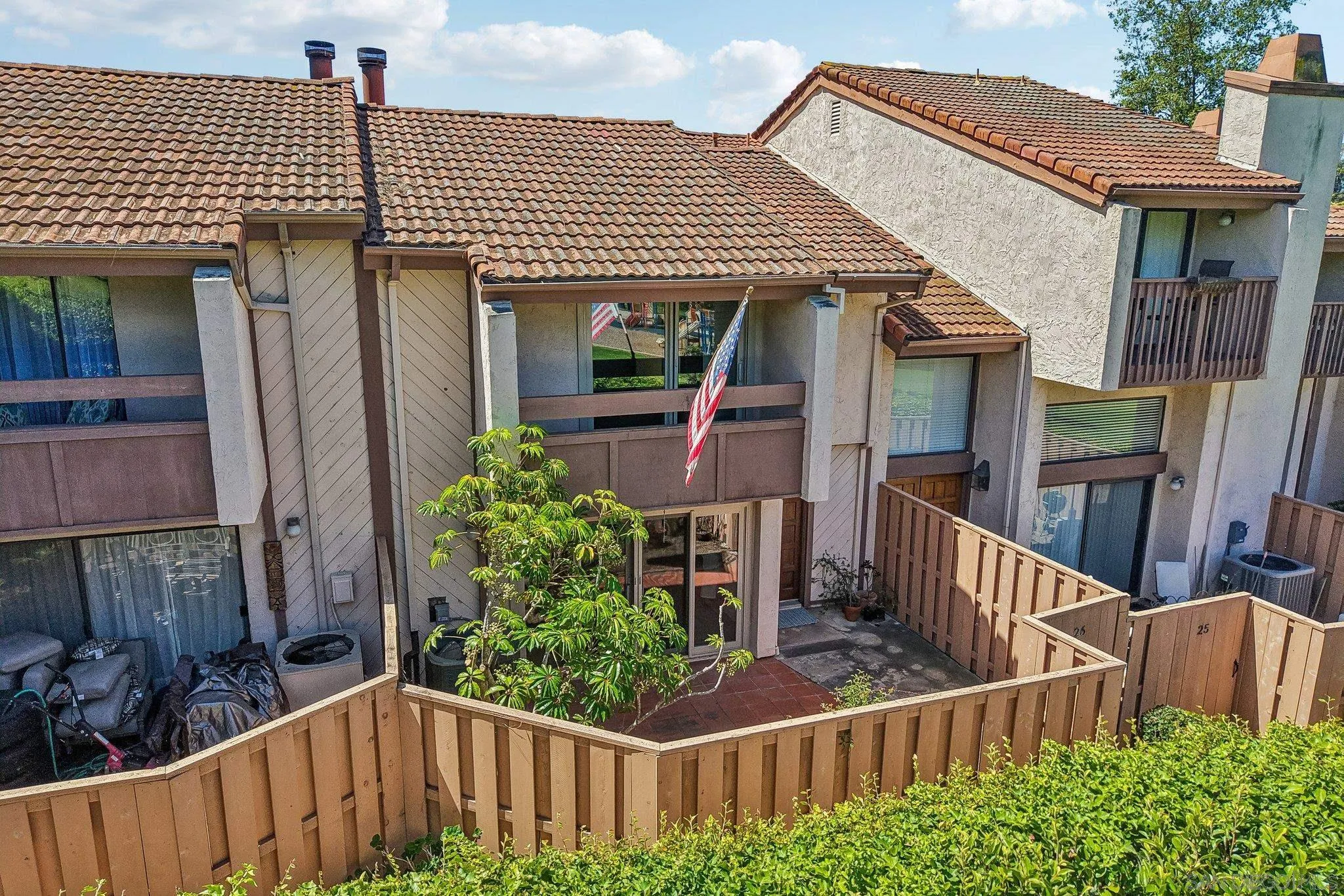 https://cdn.realtyfeed.com/cdn/127/260011689/1b7e299698cc1e9717fb65e3ea85da08.webp