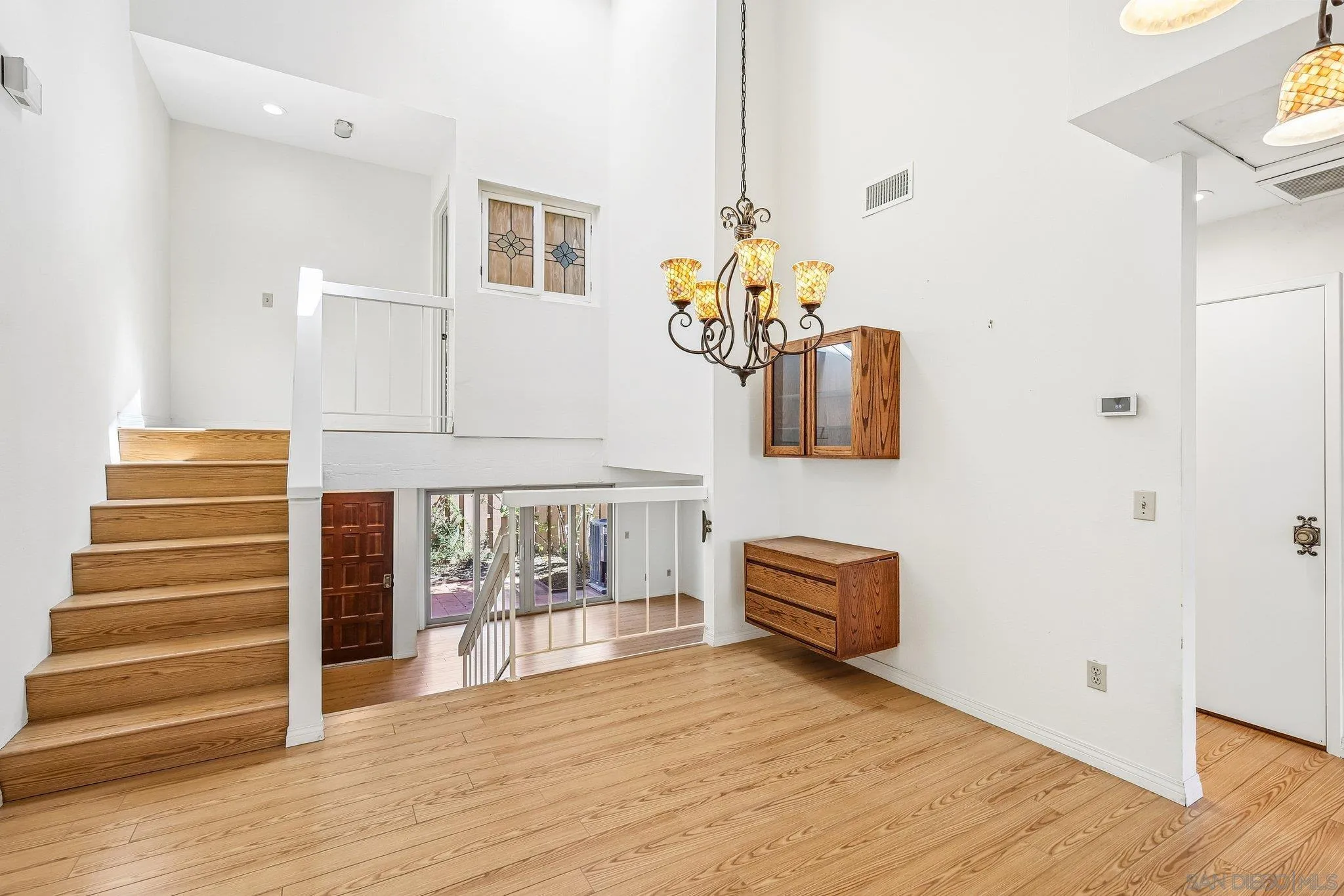 https://cdn.realtyfeed.com/cdn/127/260011689/33438f3b49252b37d89c748f19f8dd99.webp