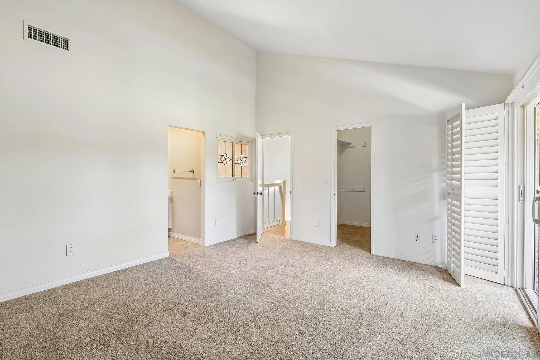 https://cdn.realtyfeed.com/cdn/127/260011689/36695e43b1e2d17dcb1b07aaee52bbcd.webp