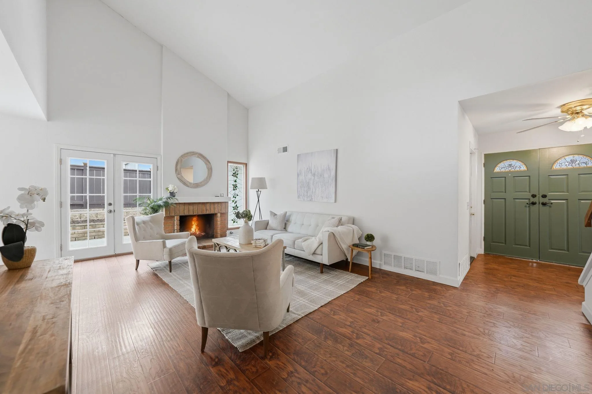 https://cdn.realtyfeed.com/cdn/127/260011690/1b720a47580ea290526ea84fa99f04ac.webp