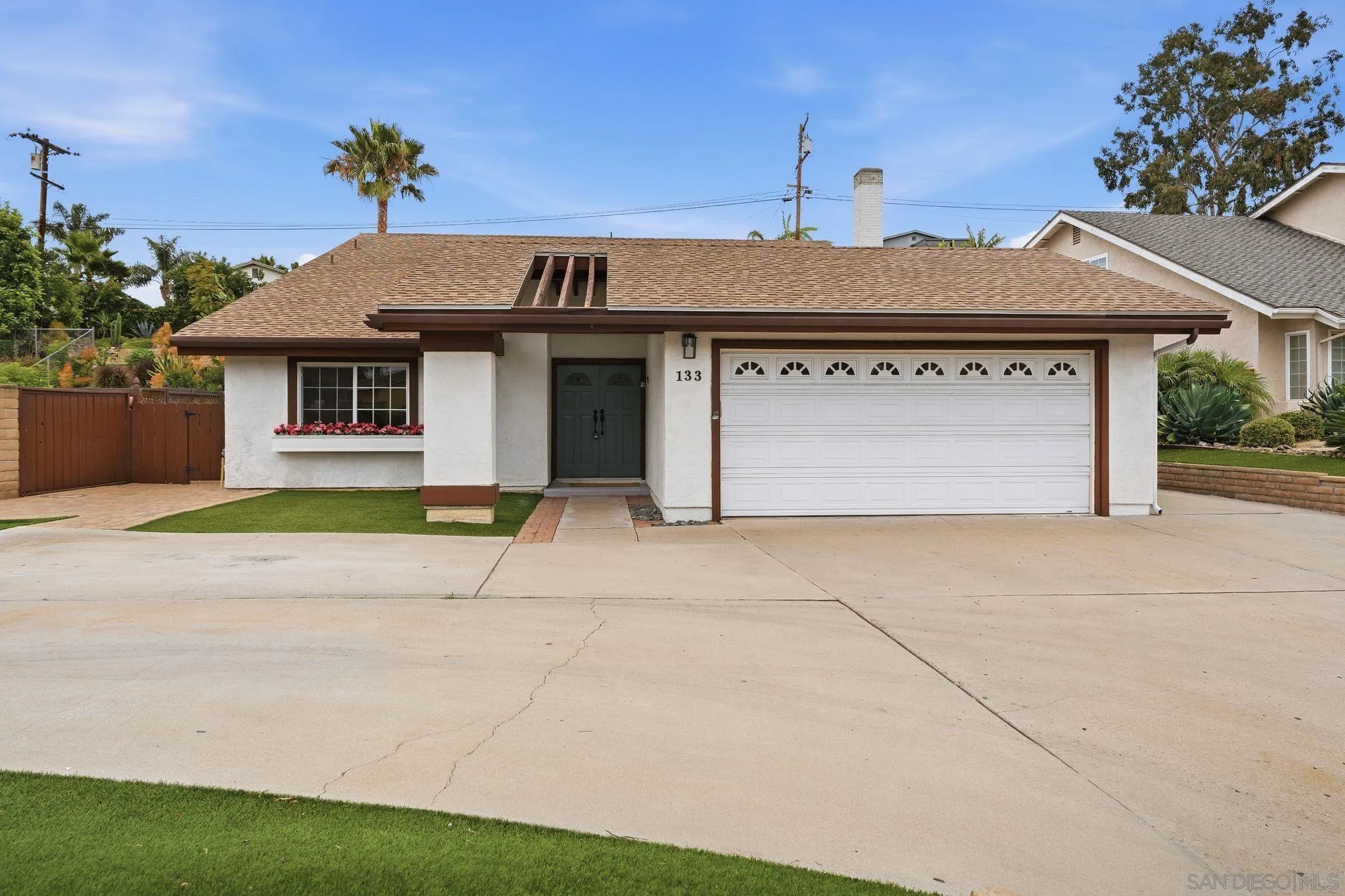 https://cdn.realtyfeed.com/cdn/127/260011690/7f55e3126c9b7aeff0d048cb16c13363.webp