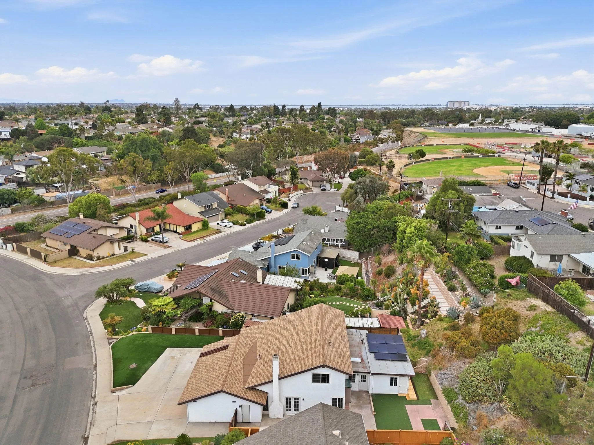 https://cdn.realtyfeed.com/cdn/127/260011690/a05bfef1f74dde63786e3060fa5d83cd.webp