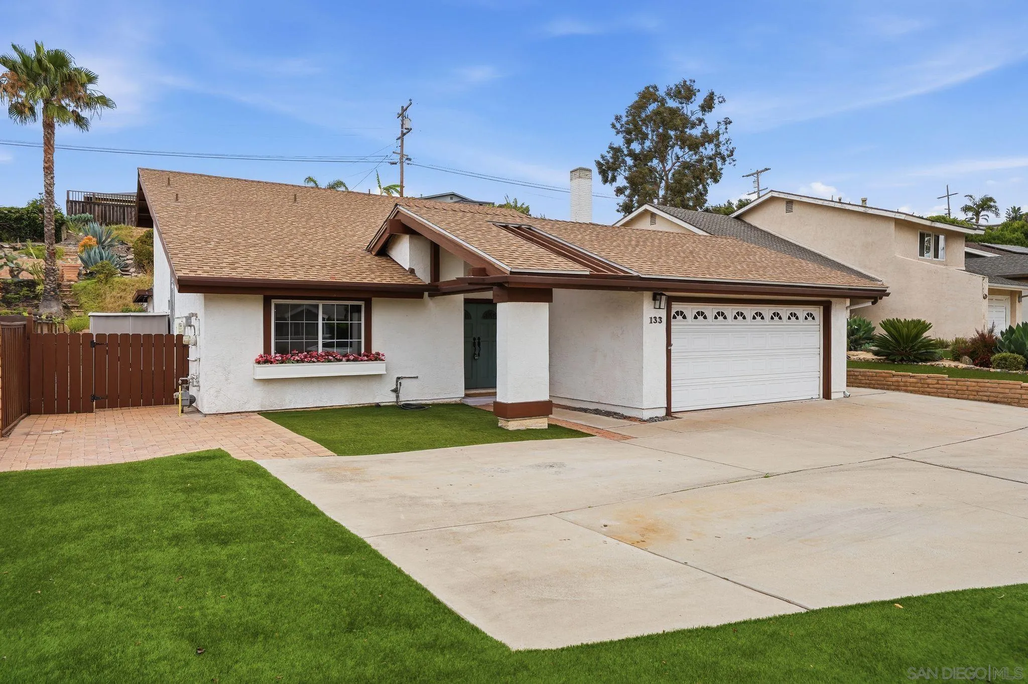 https://cdn.realtyfeed.com/cdn/127/260011690/c3ebcbe33125d2ff5d4eeb015d103589.webp