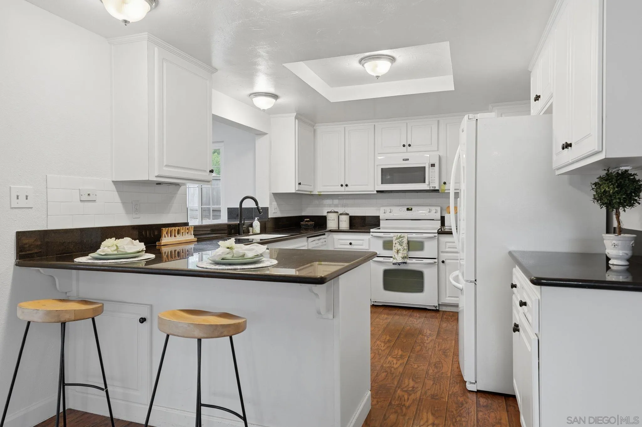 https://cdn.realtyfeed.com/cdn/127/260011690/d0b36afb648d9eea1efa0cb3be7c5357.webp