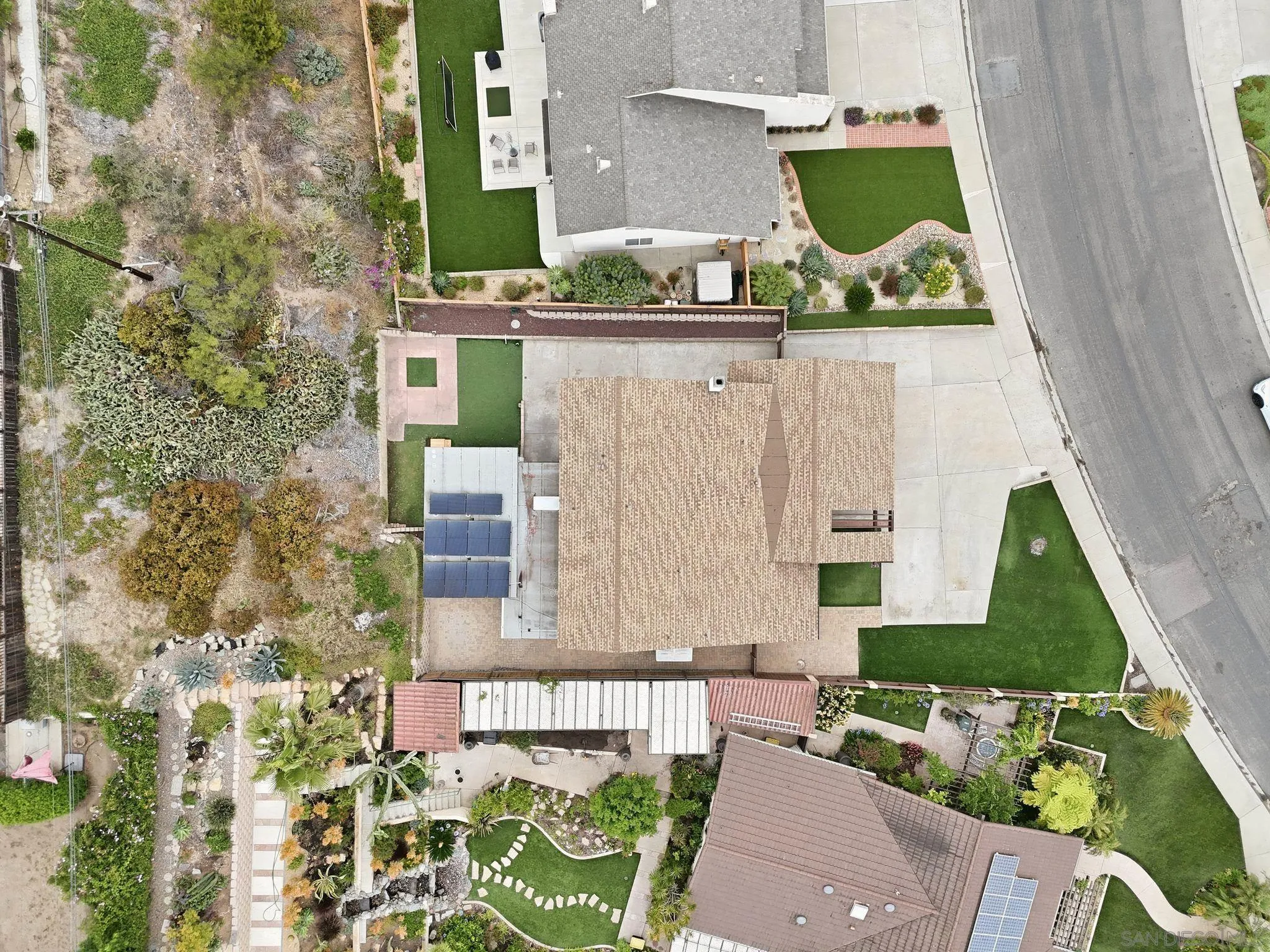 https://cdn.realtyfeed.com/cdn/127/260011690/d42a5062625b7bb8f9a48c87d321661a.webp