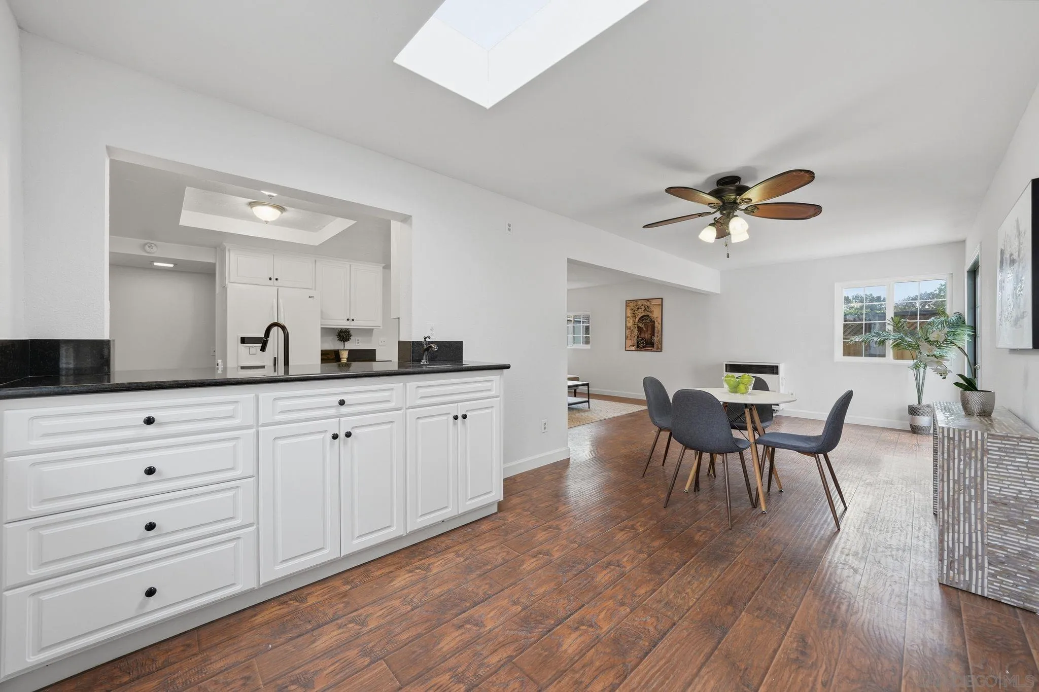 https://cdn.realtyfeed.com/cdn/127/260011690/dee9ed70e50a979cb7908d5485c36030.webp