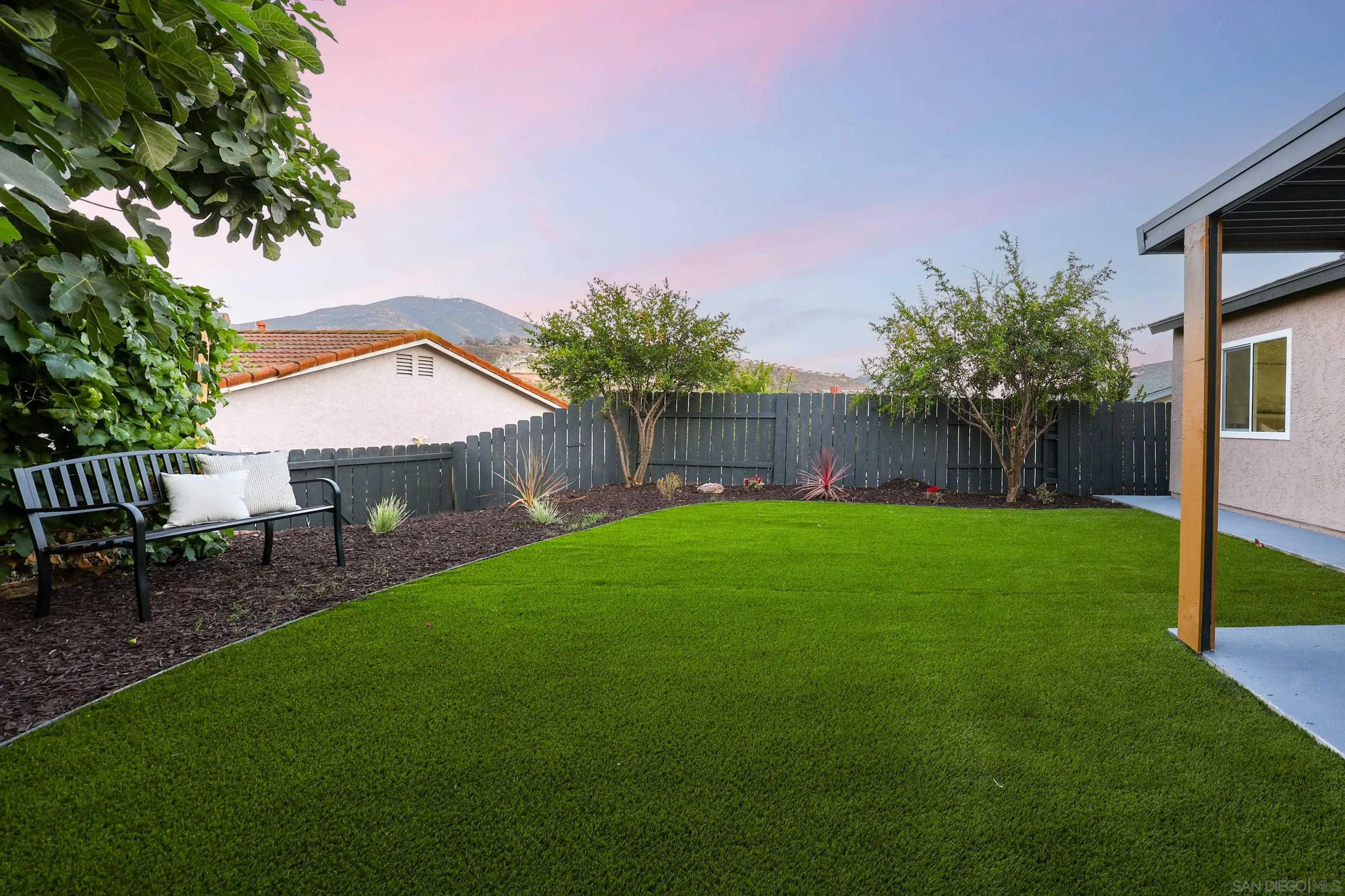 https://cdn.realtyfeed.com/cdn/127/260011692/2f924f9a8cfa718f94c230e7914d6518.webp