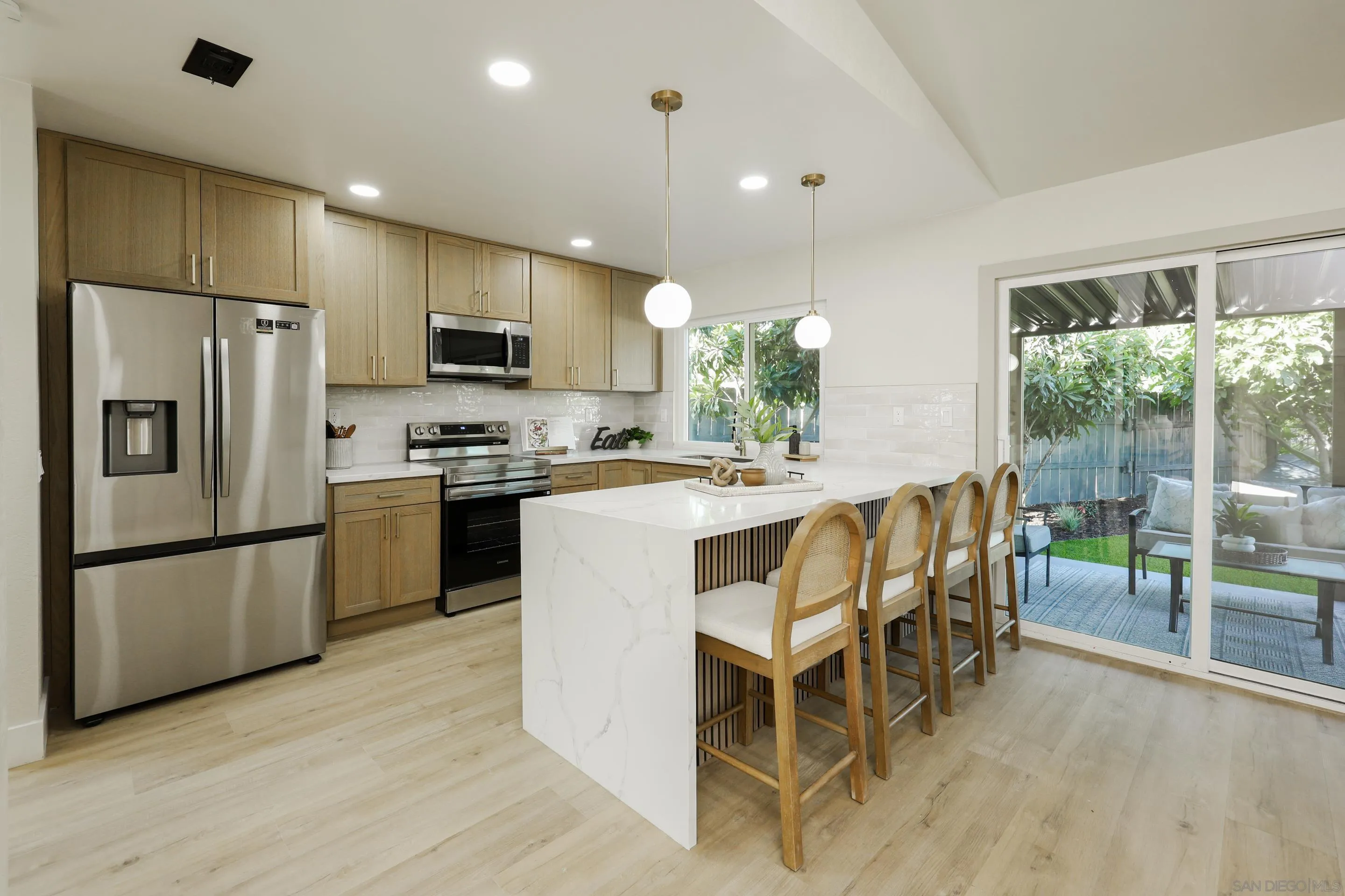 https://cdn.realtyfeed.com/cdn/127/260011692/32dfc0d44f55c58af272d45d589c0ddc.webp