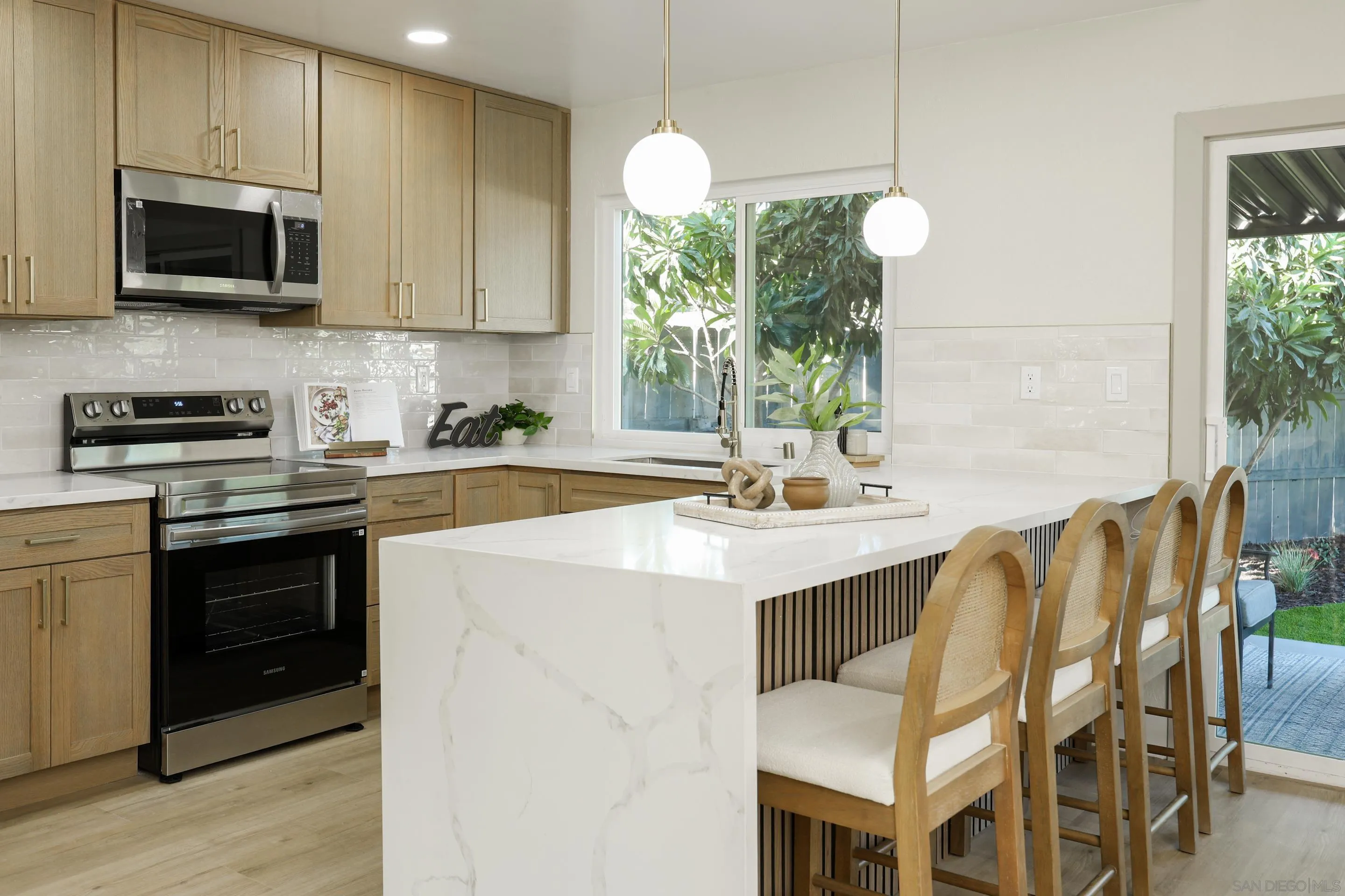 https://cdn.realtyfeed.com/cdn/127/260011692/370e59983ec17b24099bda8313831be6.webp