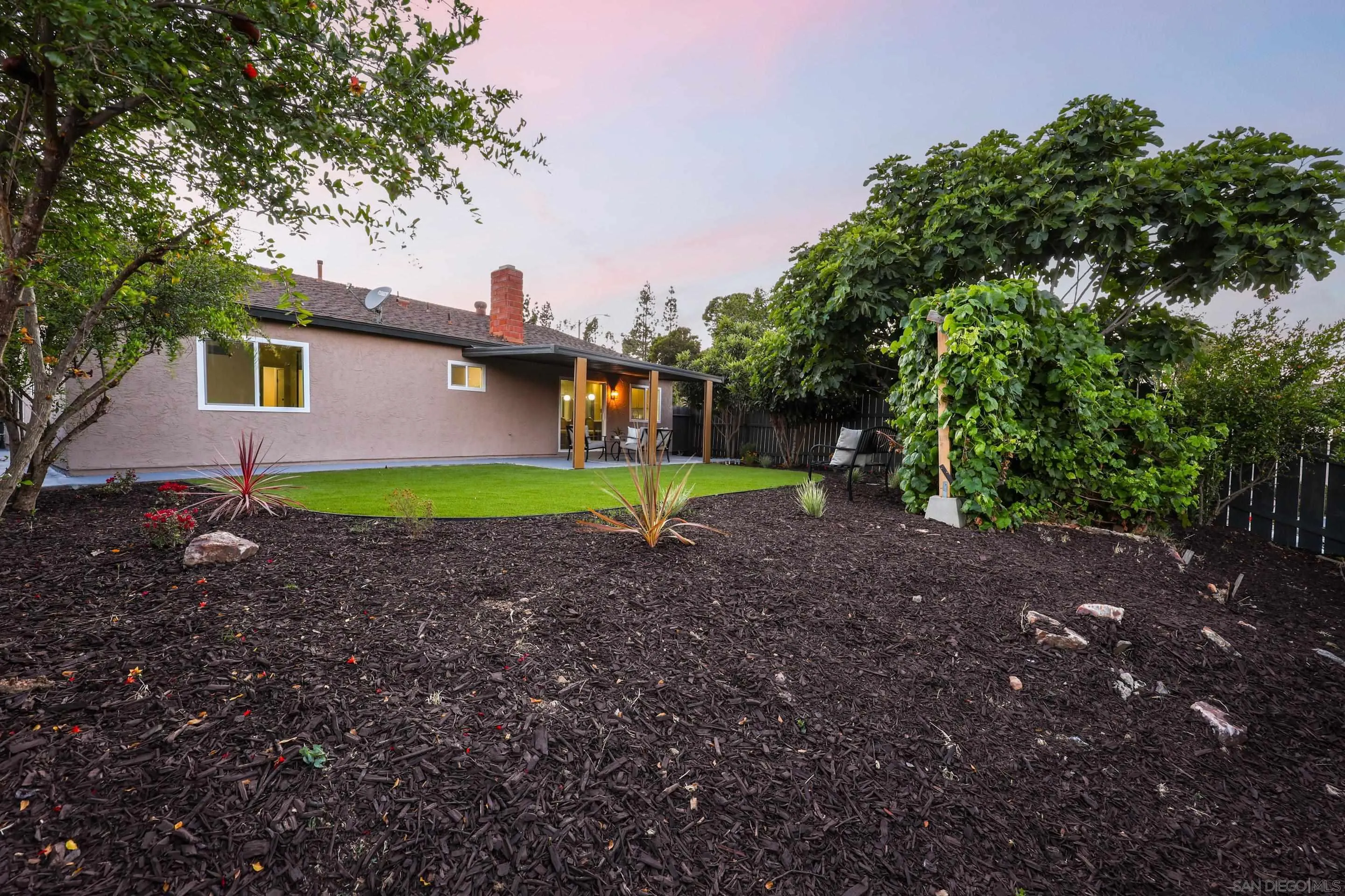 https://cdn.realtyfeed.com/cdn/127/260011692/7b8ce4ebabeeb36e27c4d8d20e837b5a.webp