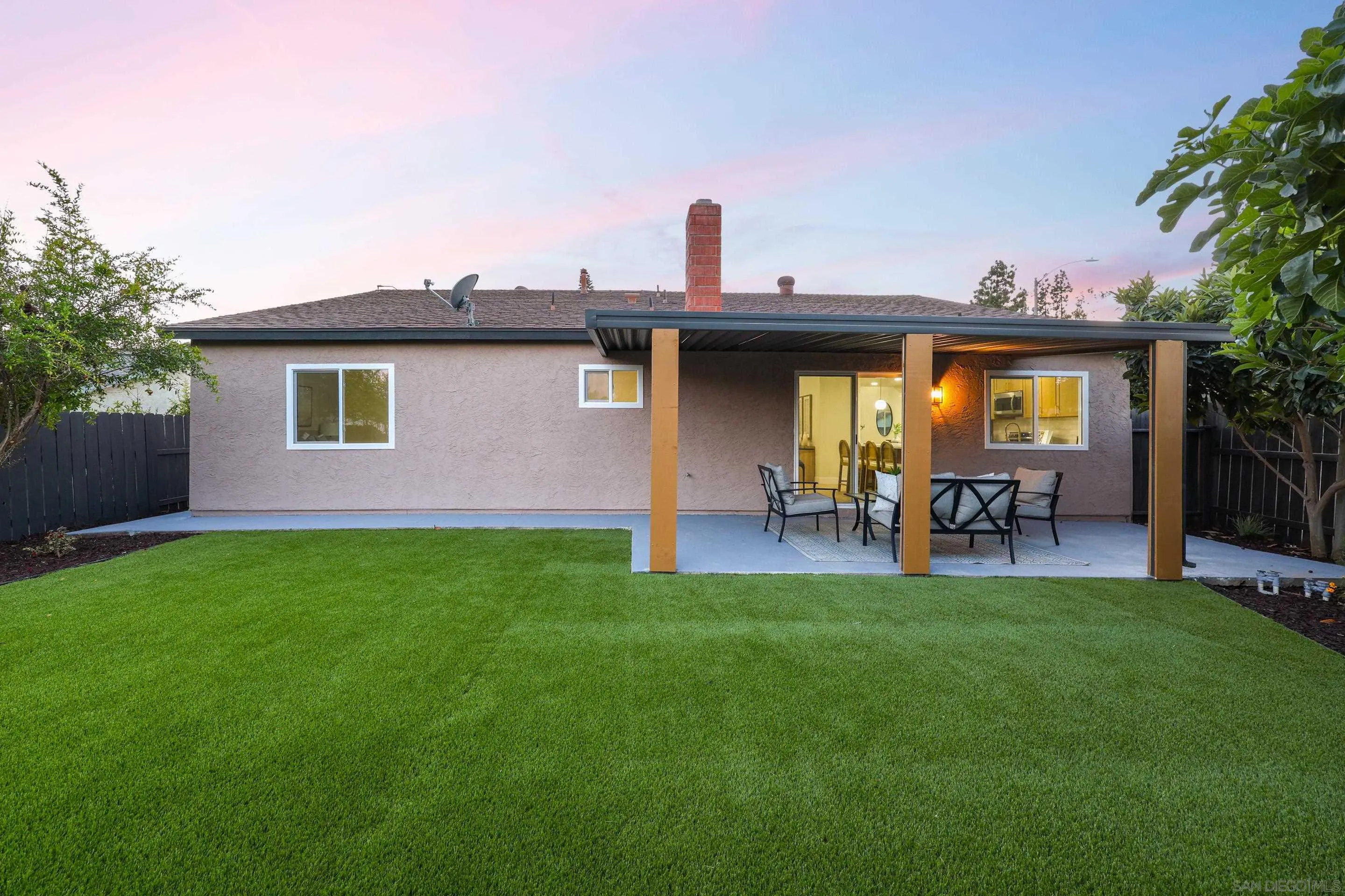 https://cdn.realtyfeed.com/cdn/127/260011692/895119723b7b2c5dd4bb55f238b20b17.webp